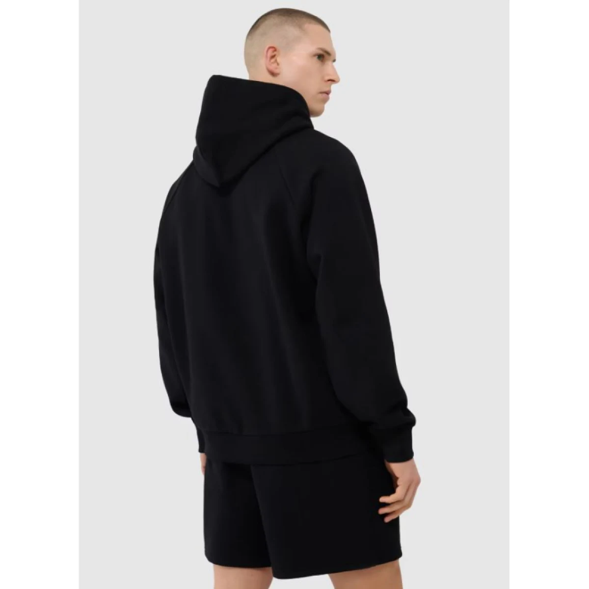 Mikina s kapucňou 4F SWEATSHIRT U1547-20S-DEEP BLACK · záber 4