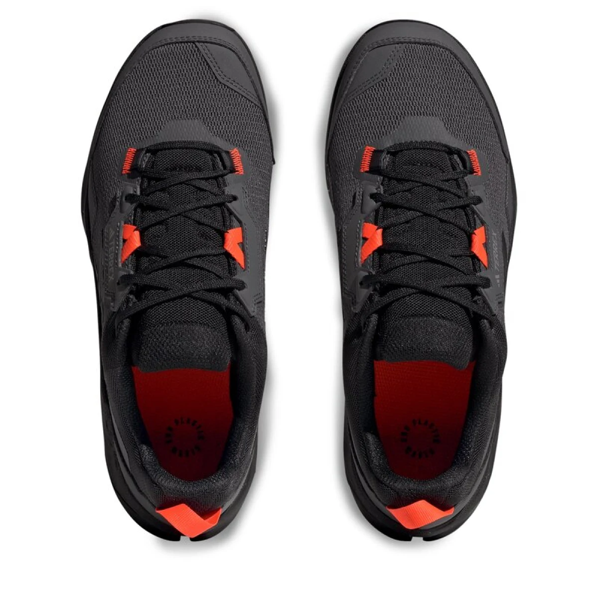 Pánska nízka turistická obuv ADIDAS Terrex AX4 grey six solar red carbon · záber 3