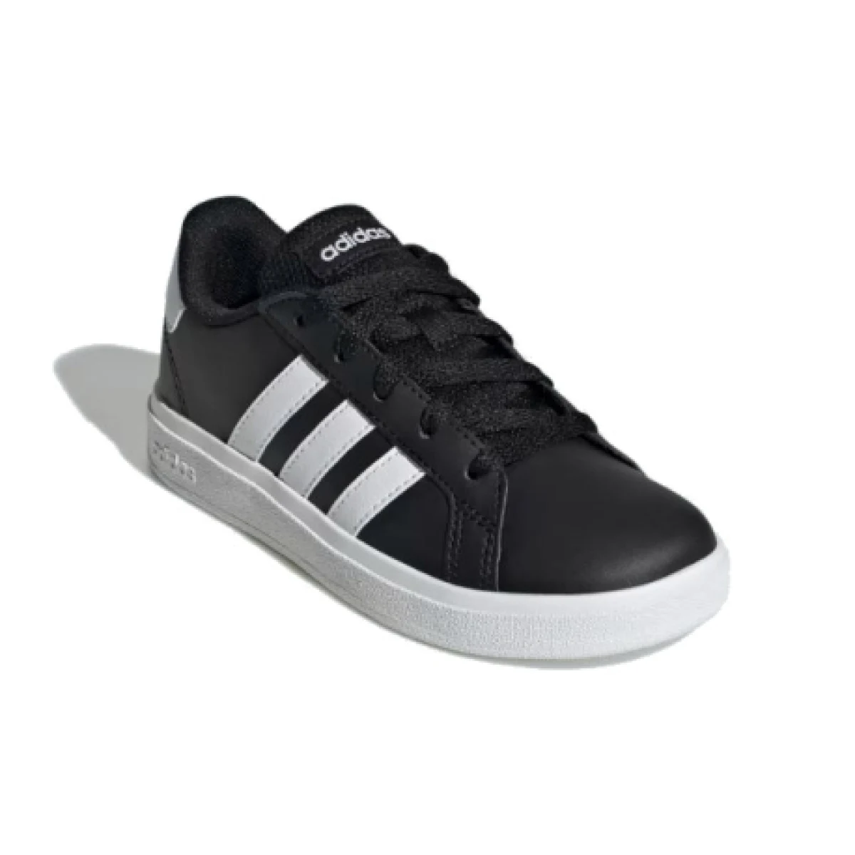Juniorská rekreačná obuv ADIDAS Grand Court 2.0 Jr core black cloud white core black · záber 1
