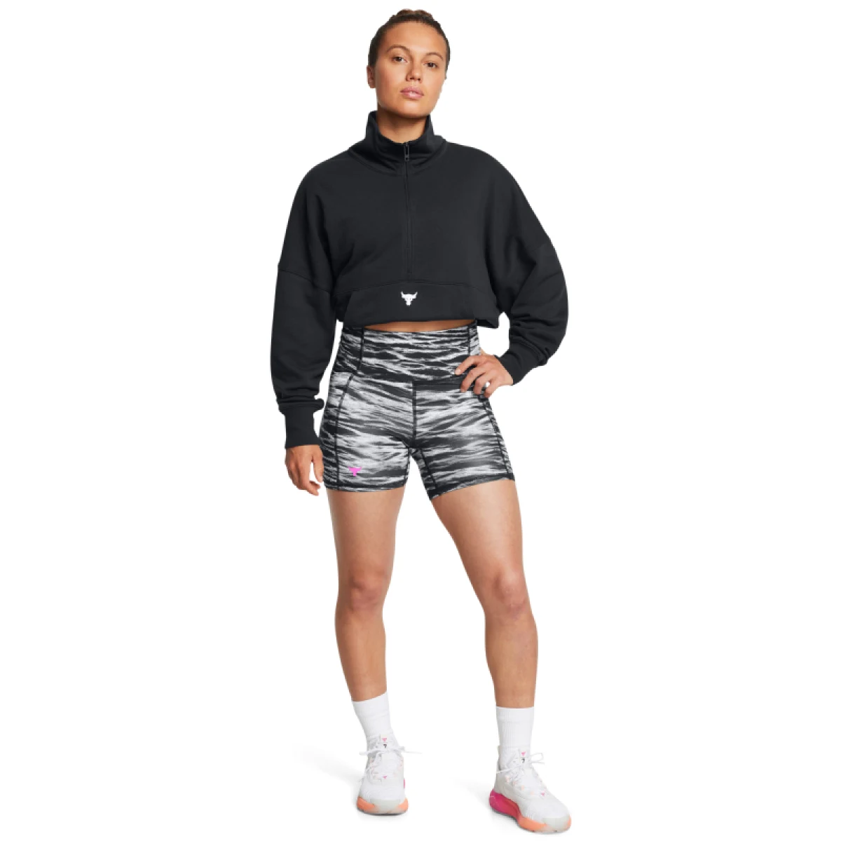 Dámske tréningové kraťasy UNDER ARMOUR PROJECT ROCK PROJECT ROCK Lets Go BTB Middy Pt-BLK · záber 4