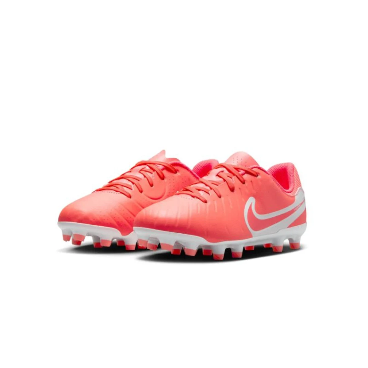 Chlapčenské futbalové kopačky outdoorové NIKE Tiempo Legend 10 Academy Jr FG MG hot lava white · záber 3