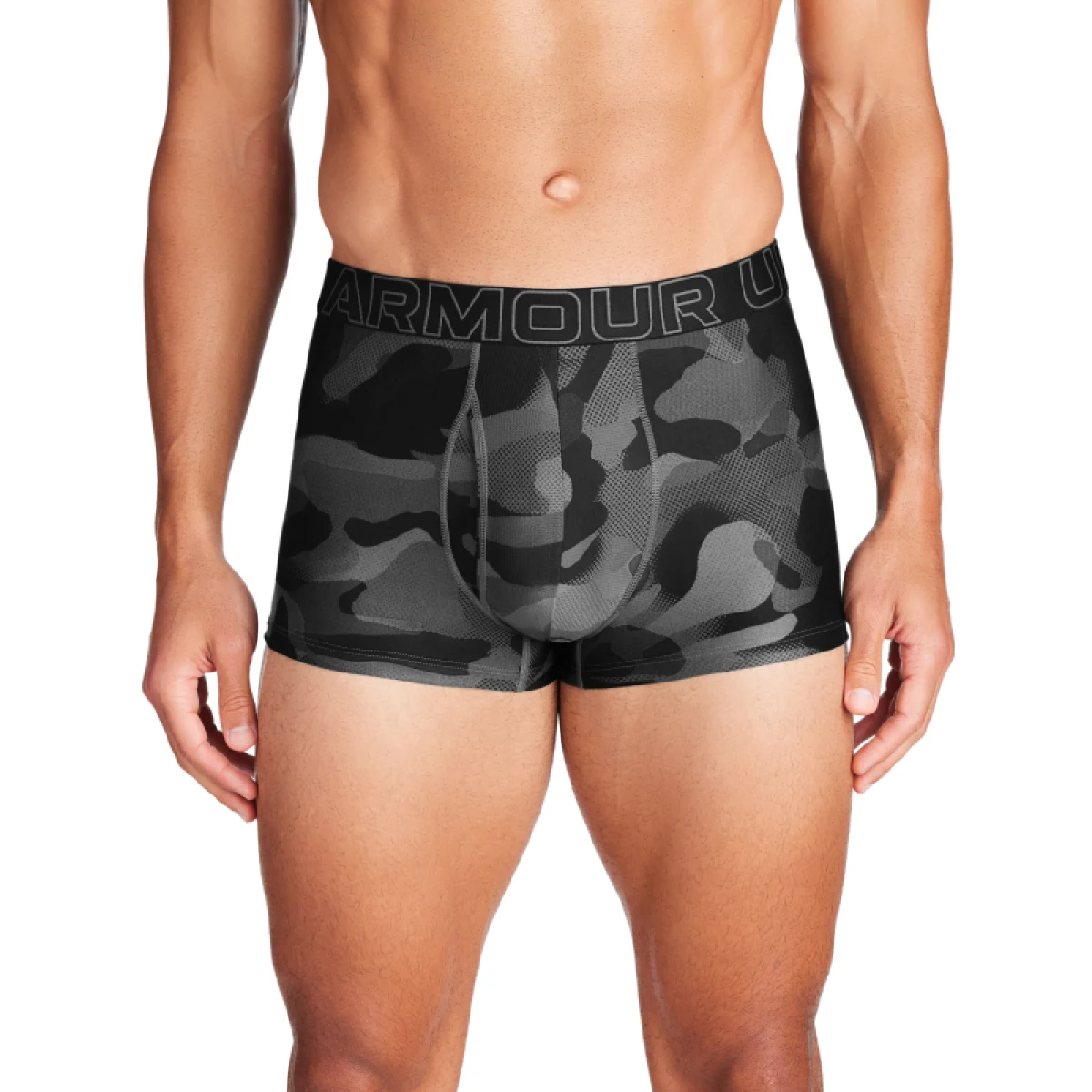 Pánske boxerky UNDER ARMOUR 3 PACK-UA PERFORMANCE TECH - PRINT 3 inch-BLK · záber 2