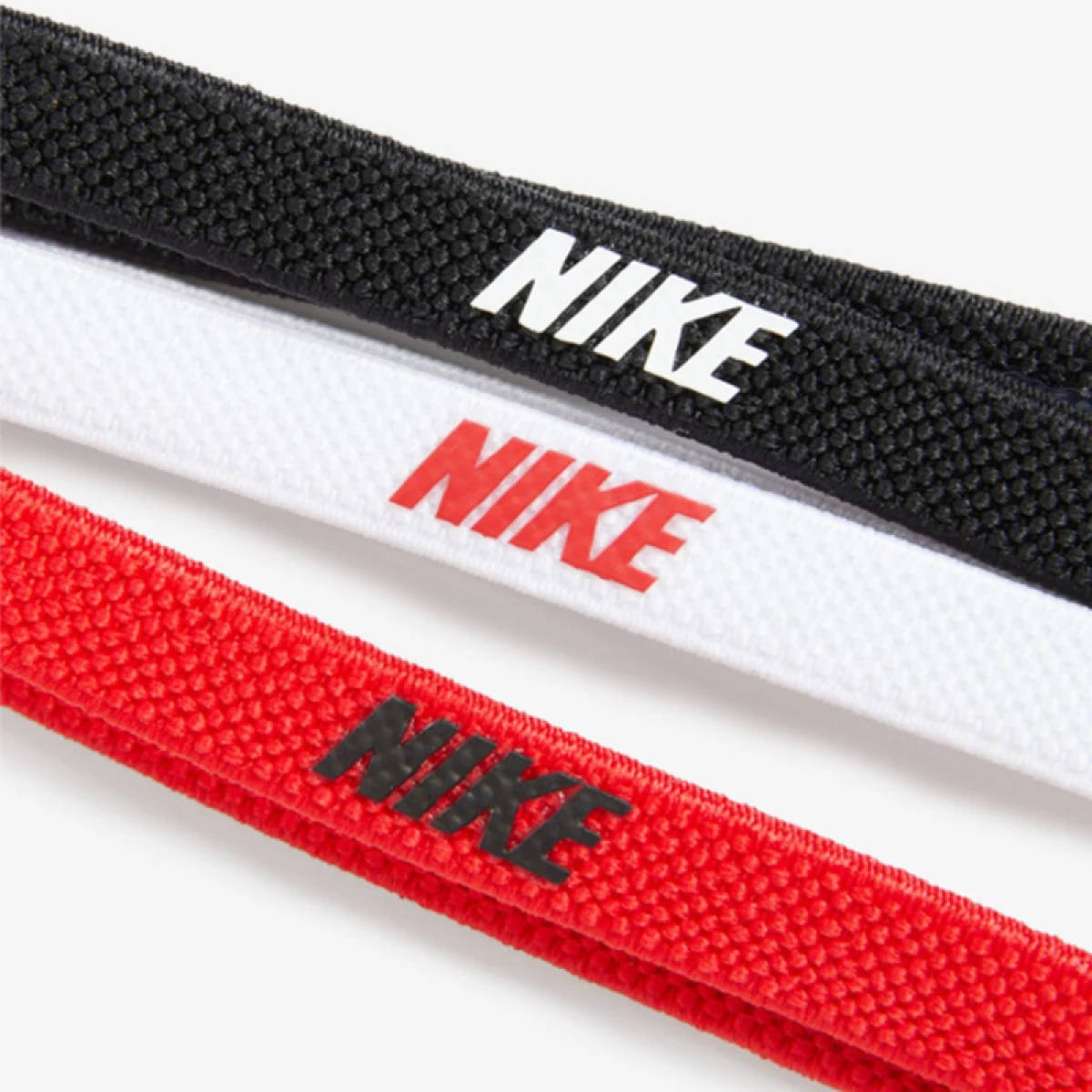Čelenka NIKE ELASTIC HAIRBANDS 3PK BK WH UR · záber 3