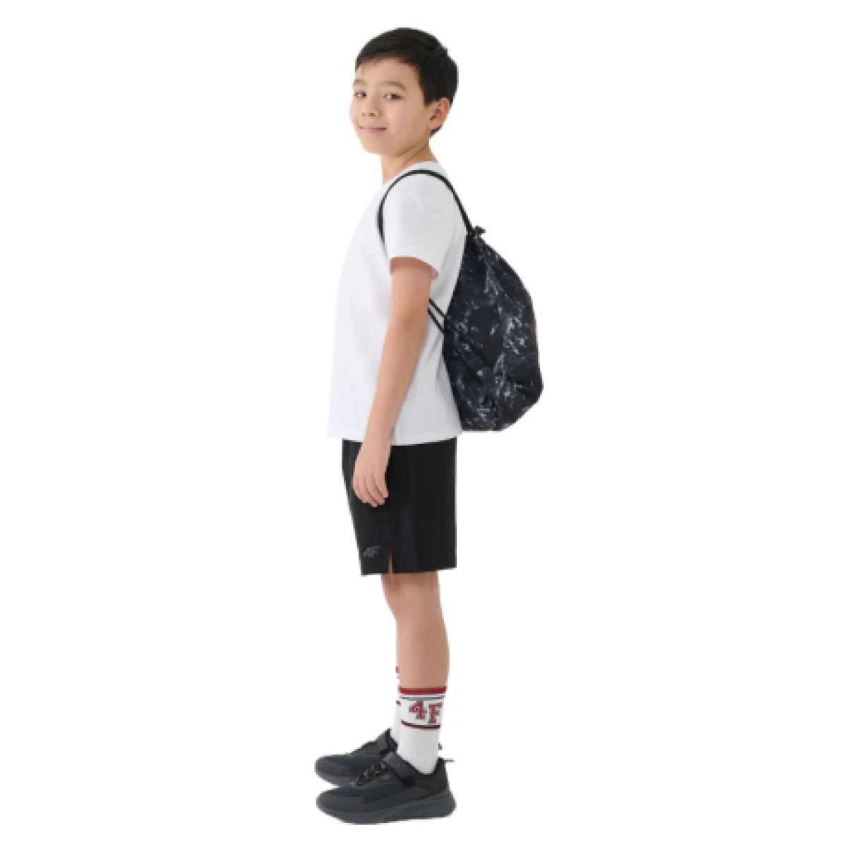 Chlapčenská športová súprava 4F JUNIOR APPAREL SET-JWSS25TAPSM026-20S-BLACK · záber 1