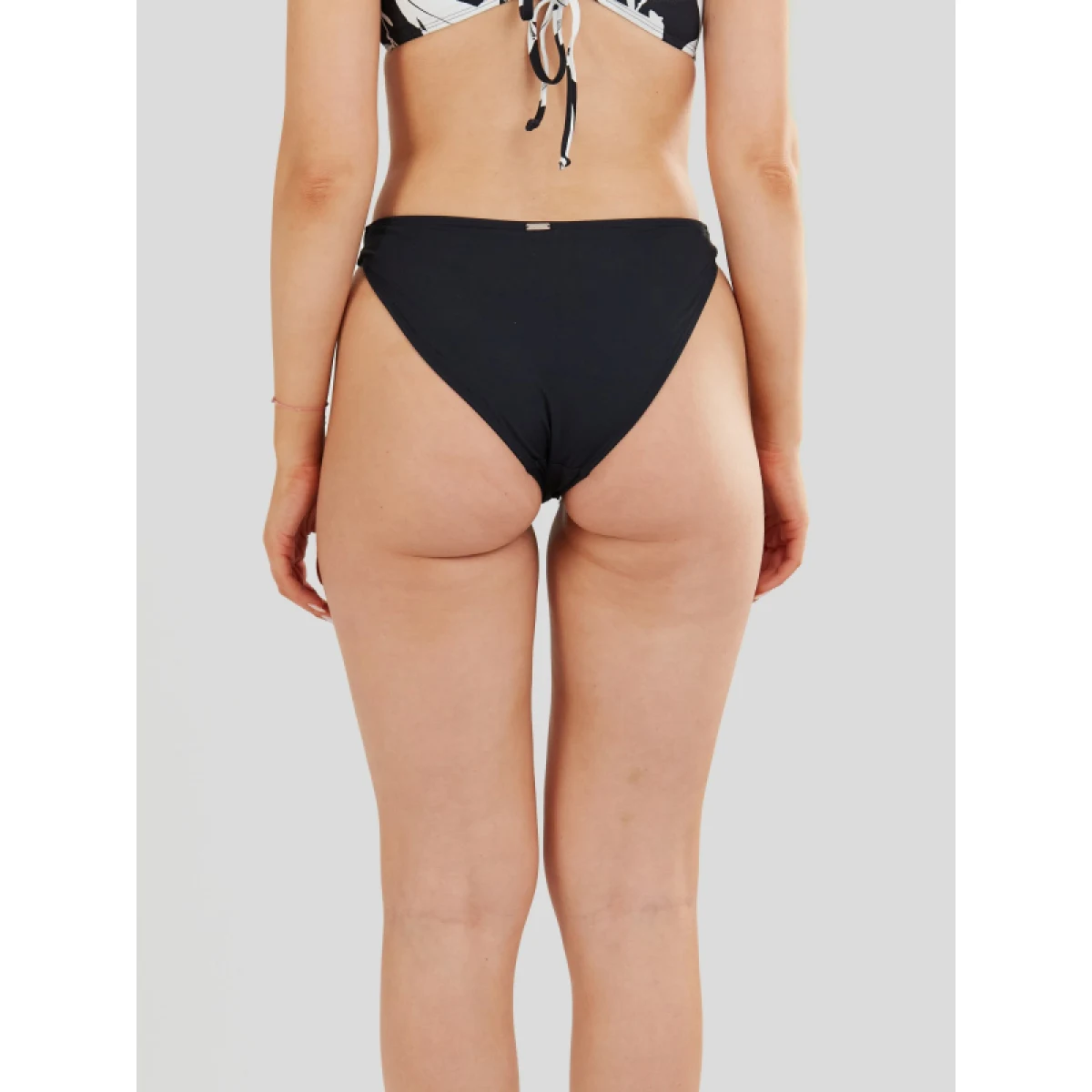 Dámske plavky spodný diel FUNDANGO Lola Essencial Bottom-890-black · záber 5