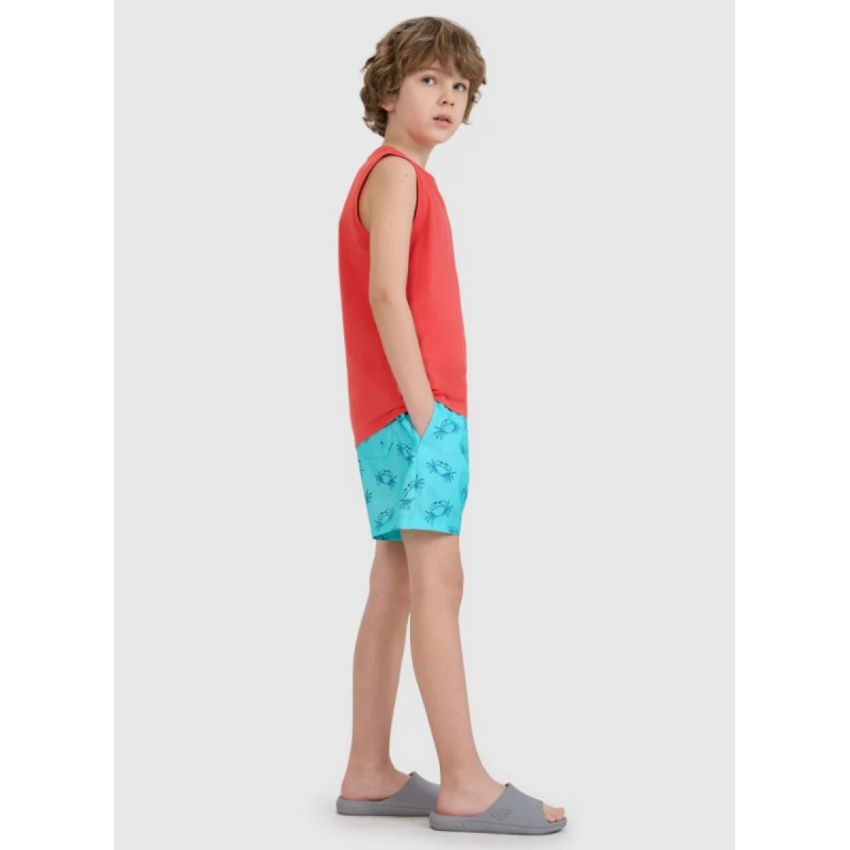 Chlapčenské plavky 4F JUNIOR BOARD SHORTS M121-47A-MINT ALLOVER · záber 4
