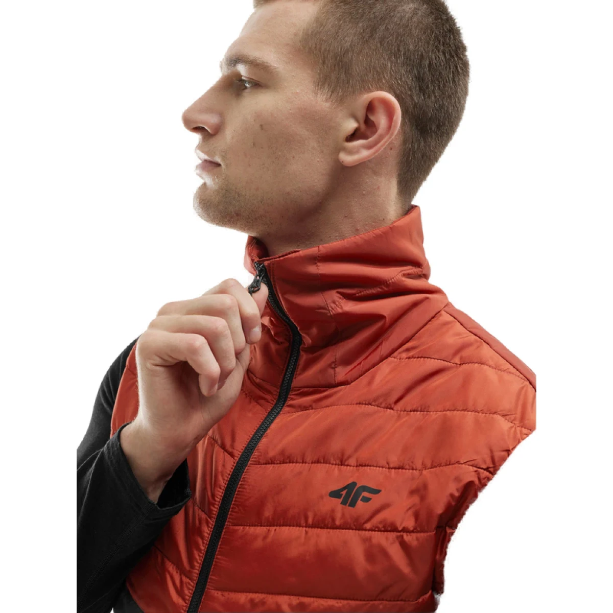 Pánska turistická vesta 4F VEST-AW23TVJAM041-81S-BROWN · záber 2