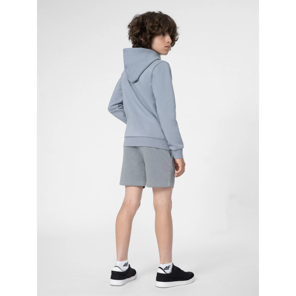 Chlapčenské teplákové kraťasy 4F JUNIOR SHORTS CAS M048-34S-LIGHT BLUE · záber 3
