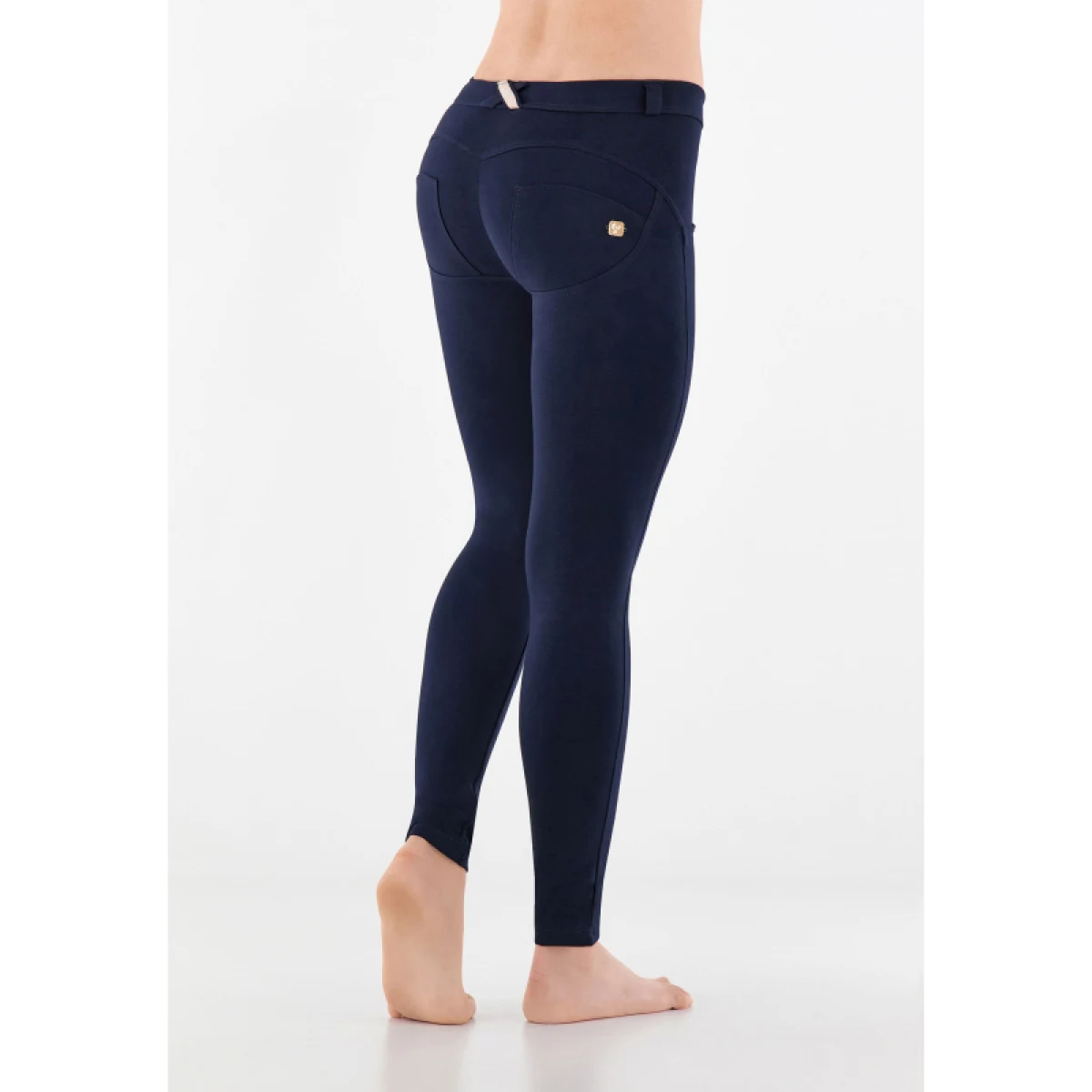 Dámske jeggings nohavice FREDDY WR.UP® skinny push up organic cotton trousers with regular waist-Blue · záber 3