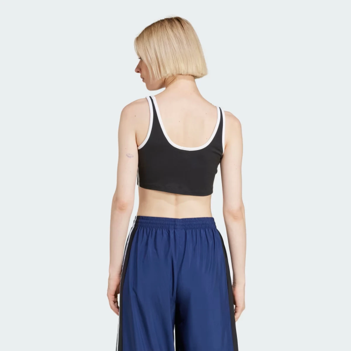 Dámske tielko ADIDAS ORIGINALS 3S BRA TOP-BLACK WHITE · záber 3