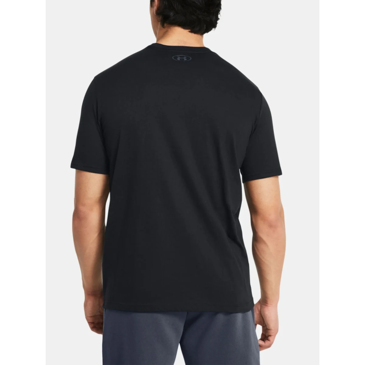 Pánske tričko s krátkym rukávom UNDER ARMOUR PROJECT ROCK UA Brahma Bull SS-BLK · záber 2