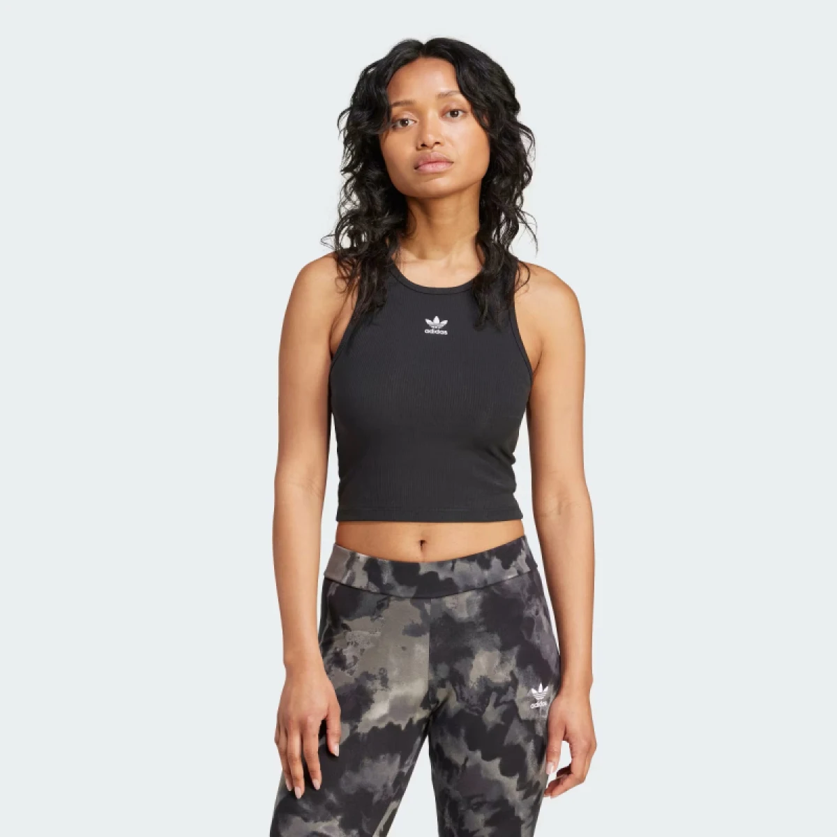 Dámske tielko ADIDAS ORIGINALS ESS RIB TANK-BLACK · záber 4