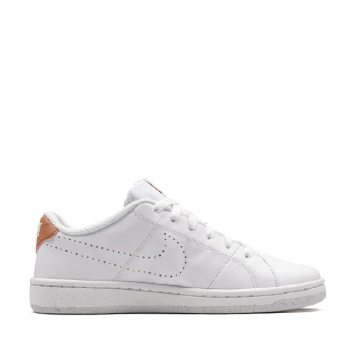 Dámska rekreačná obuv NIKE Court Royale 2 Next Nature white amber brown guava ice · záber 1