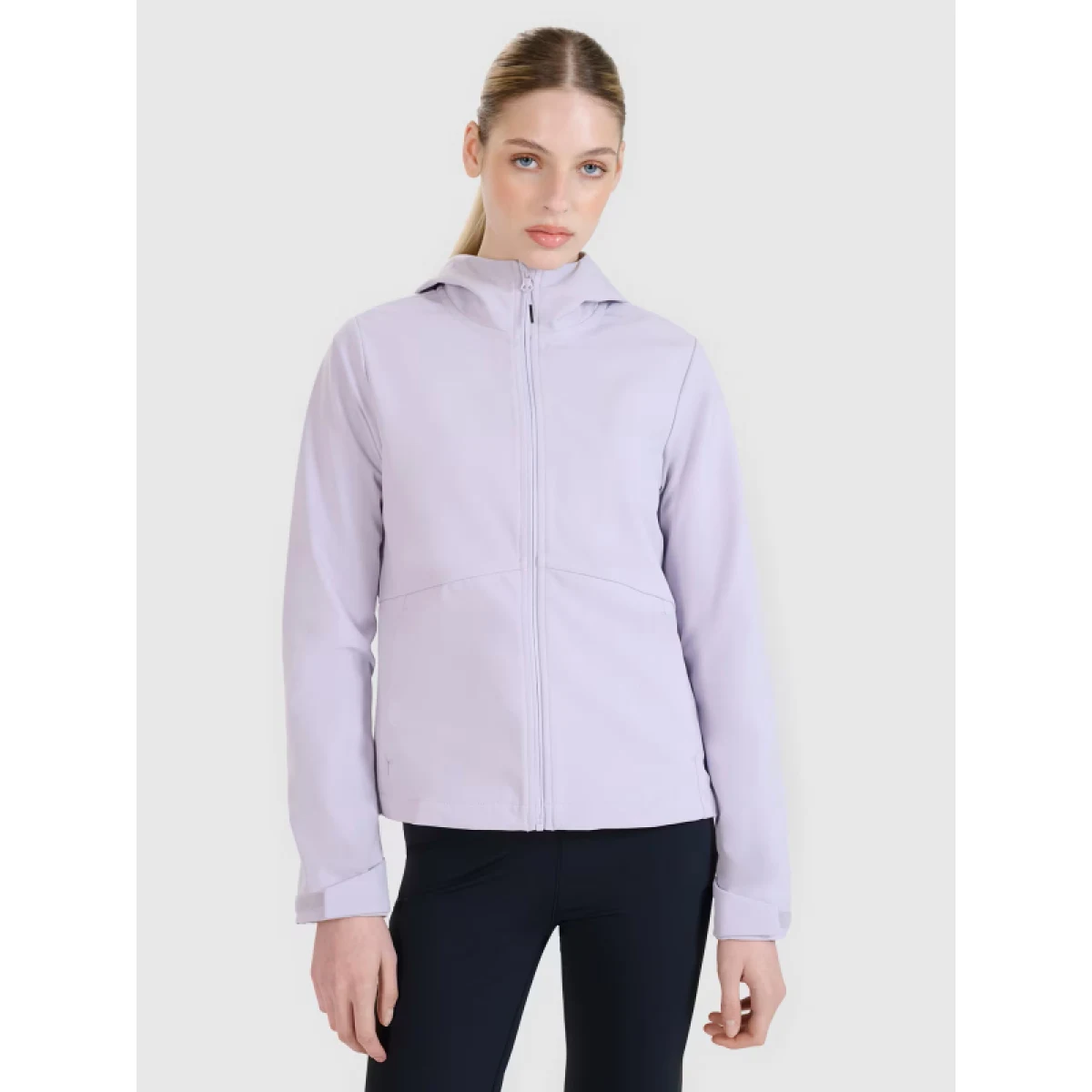 Dámska turistická bunda 4F SOFTSHELL JACKET F320-52S-LIGHT VIOLET · záber 2