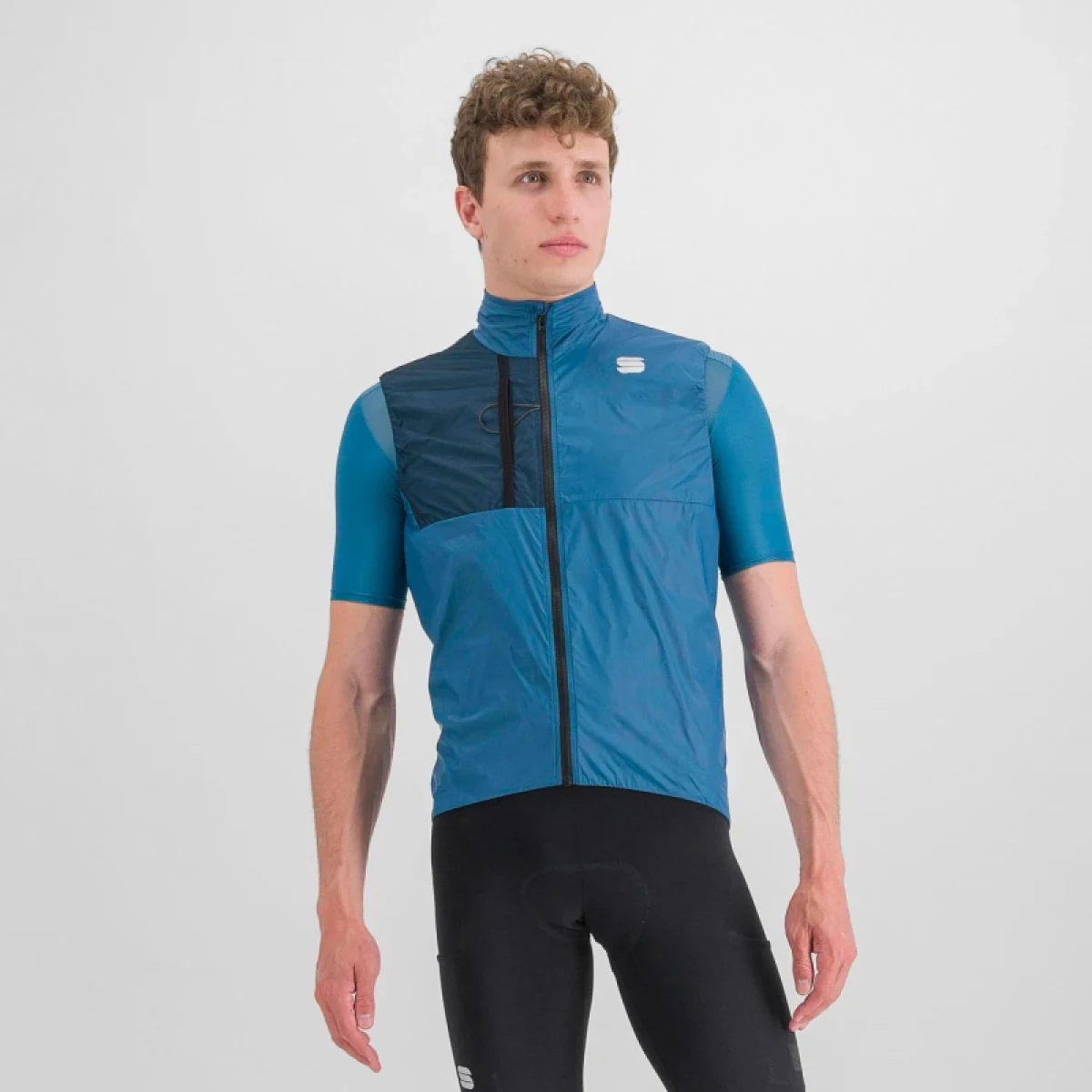 Pánska cyklistická vesta SPORTFUL Supergiara layer vest, berry blue · záber 2