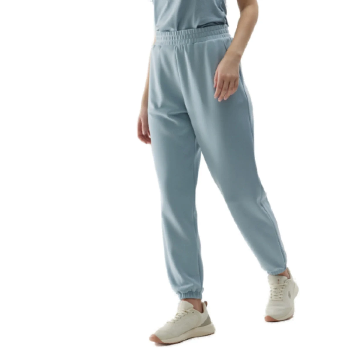Dámske tepláky 4F TROUSERS-4FWSS24TTROF642-34S-LIGHT BLUE · záber 1