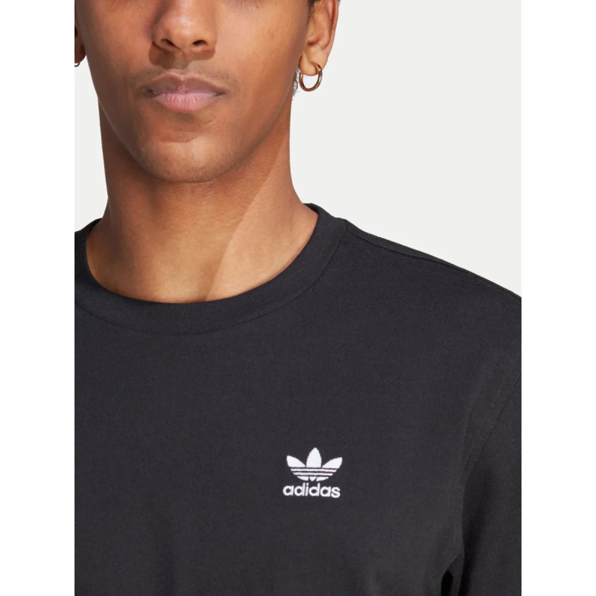 Pánske tričko s krátkym rukávom ADIDAS ORIGINALS B+F TREFOIL TEE · záber 2
