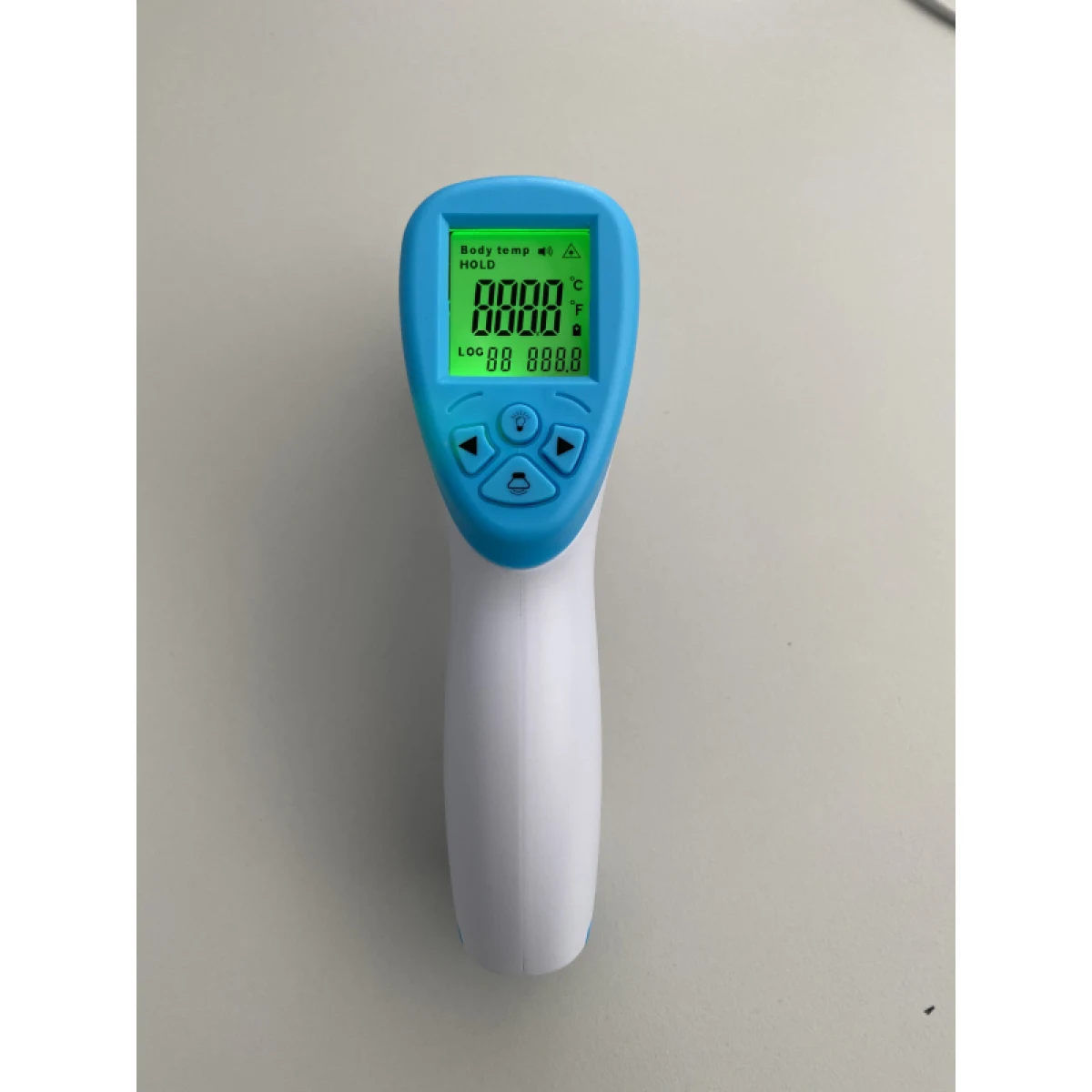 Bezkontaktný teplomer EXISPORT Non Contact thermometer · záber 2