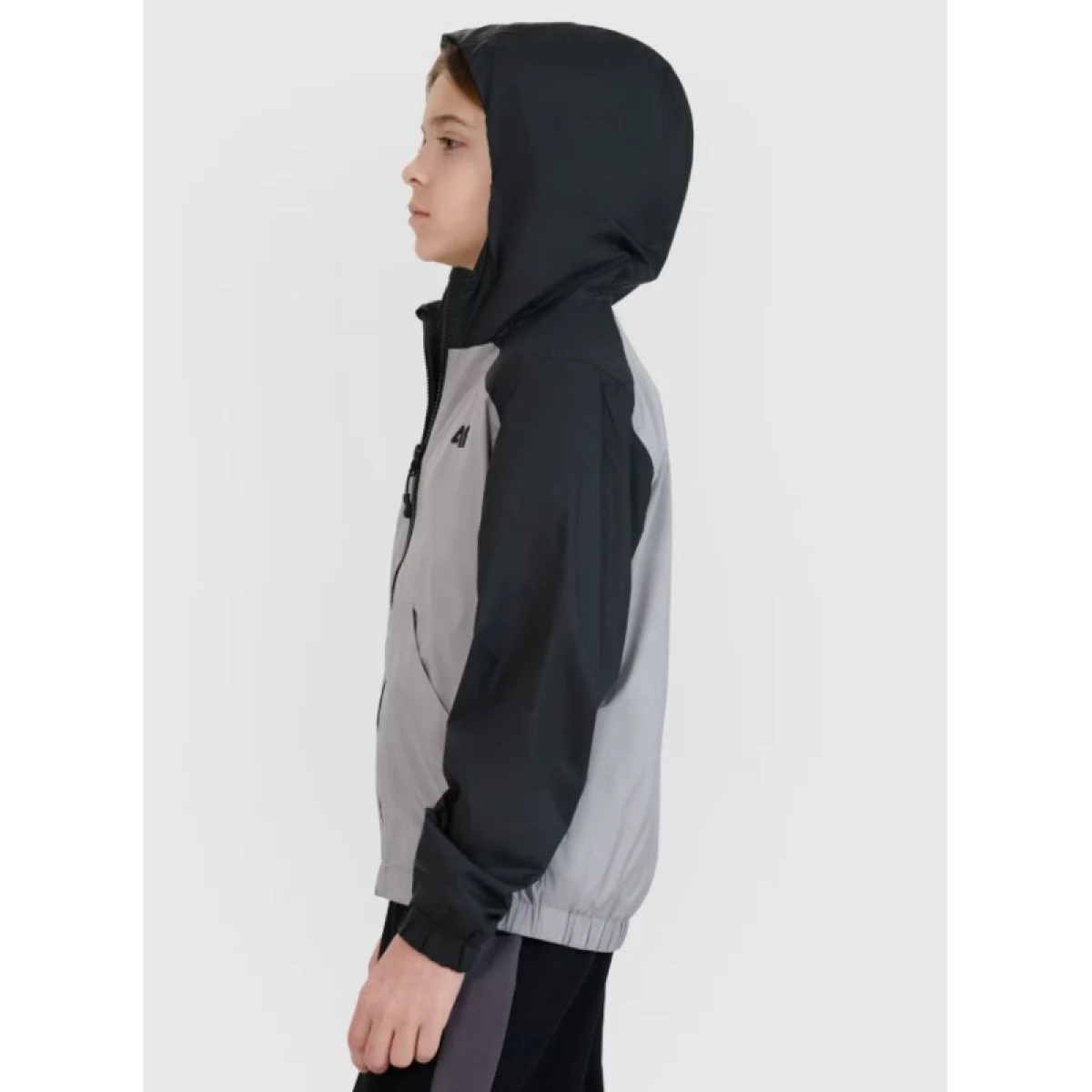 Chlapčenská bunda s kapucňou 4F JUNIOR JACKET-JWSS25TJACM185-25S-GREY · záber 3