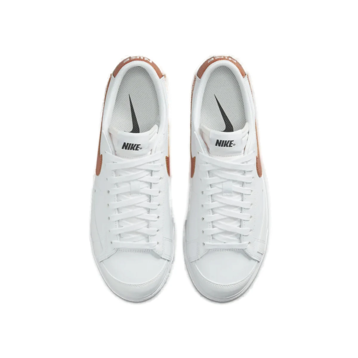 Dámska vychádzková obuv NIKE Blazer Low Platform white black sail metallic copper · záber 4