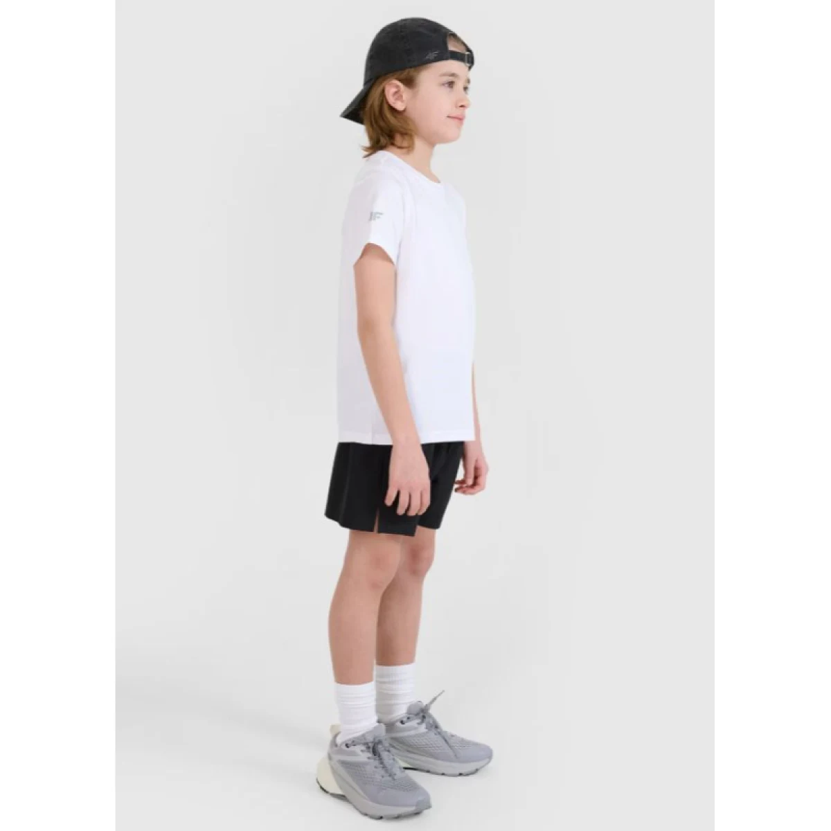 Chlapčenská športová súprava 4F JUNIOR APPAREL SET M025-20S-DEEP BLACK · záber 5