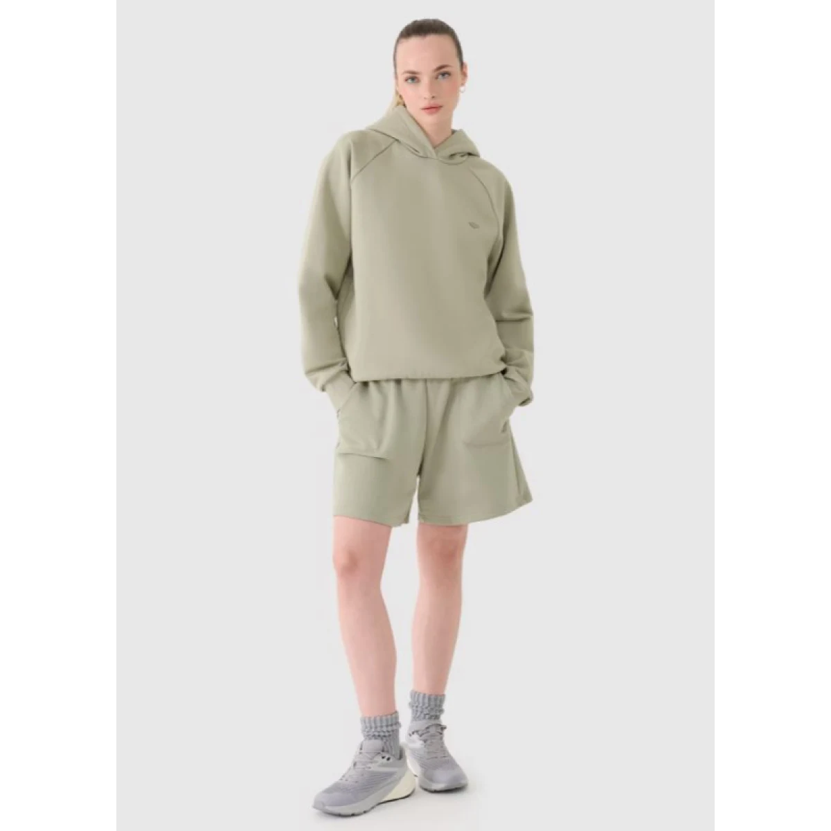 Teplákové kraťasy 4F SHORTS CAS U544-44S-OLIVE · záber 3