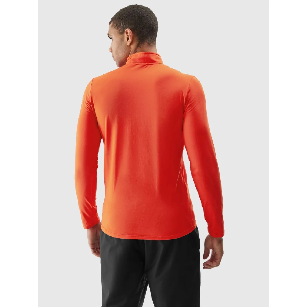 Pánska zateplená lyžiarska mikina s 1 2 zipsom 4F BRUSHED UNDERWEAR-AW23UBRUM035-62S-RED · záber 3