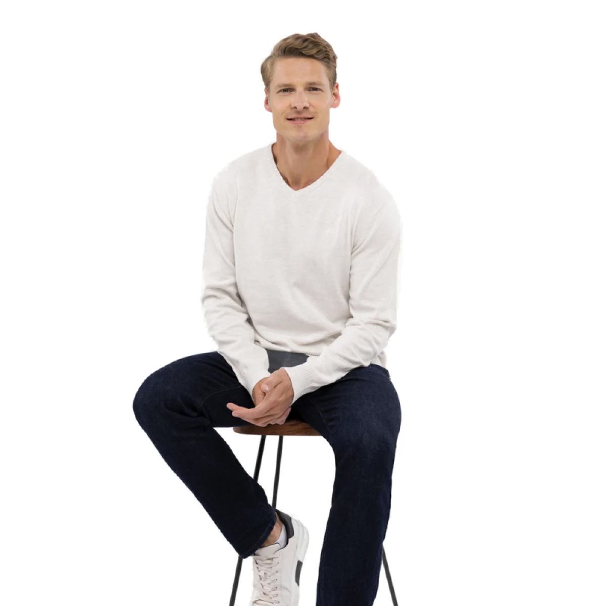 Pánsky sveter VOLCANO S-STIG-101M-CREAM MEL · záber 2