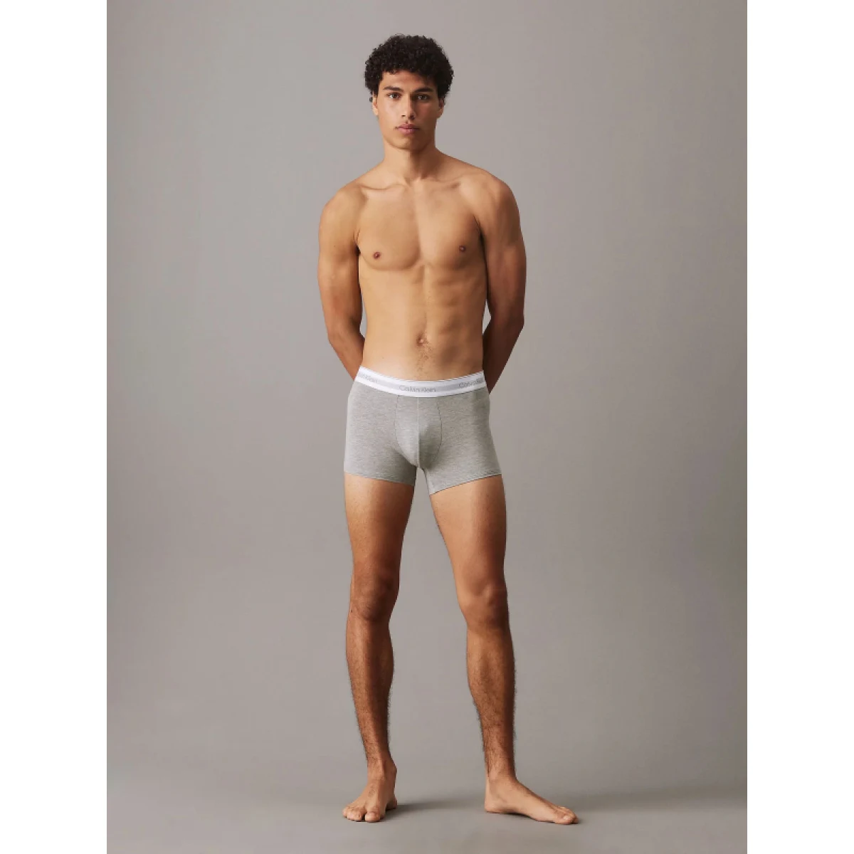 Pánske boxerky CALVIN KLEIN 3 PACK-TRUNK-BLACK, NEW NAVY, GREY HEATHER · záber 3