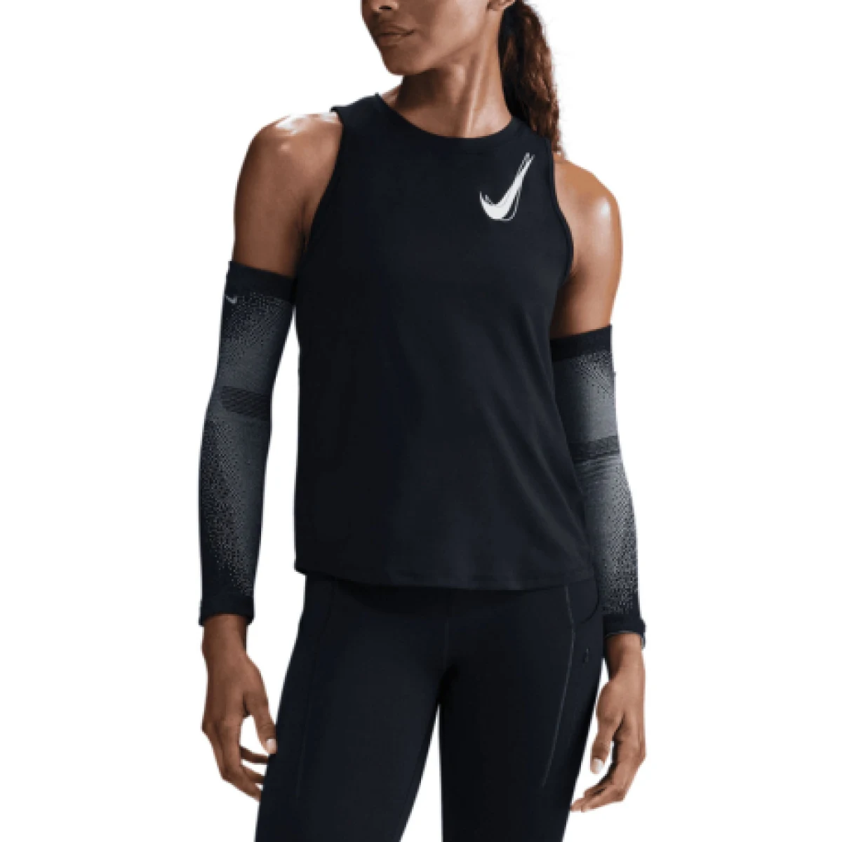 Dámske bežecké tielko NIKE W NK ONE SWSH HBR DF TANK · záber 1