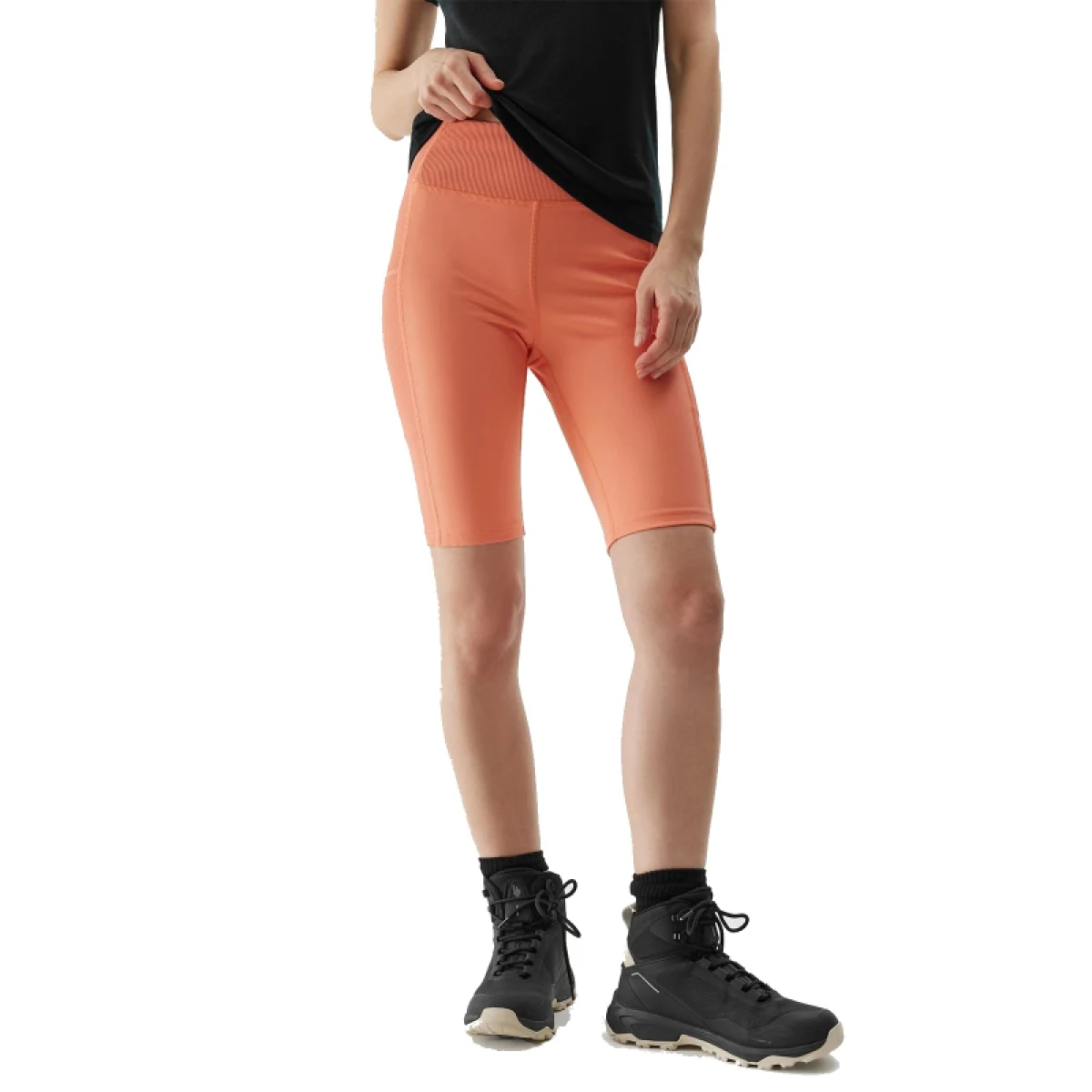 Dámske turistické kraťasy 4F SHORTS FNK-4FWSS24TFSHF547-64S-SALMON CORAL · záber 2