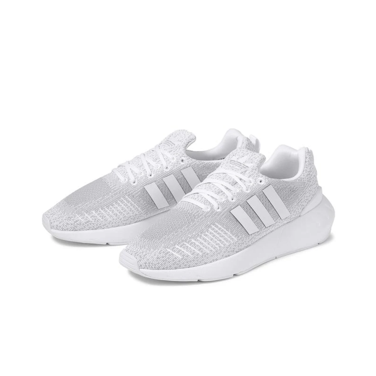 Pánska športová obuv (tréningová) ADIDAS ORIGINALS Swift Run 22 cloud white grey two core black · záber 3