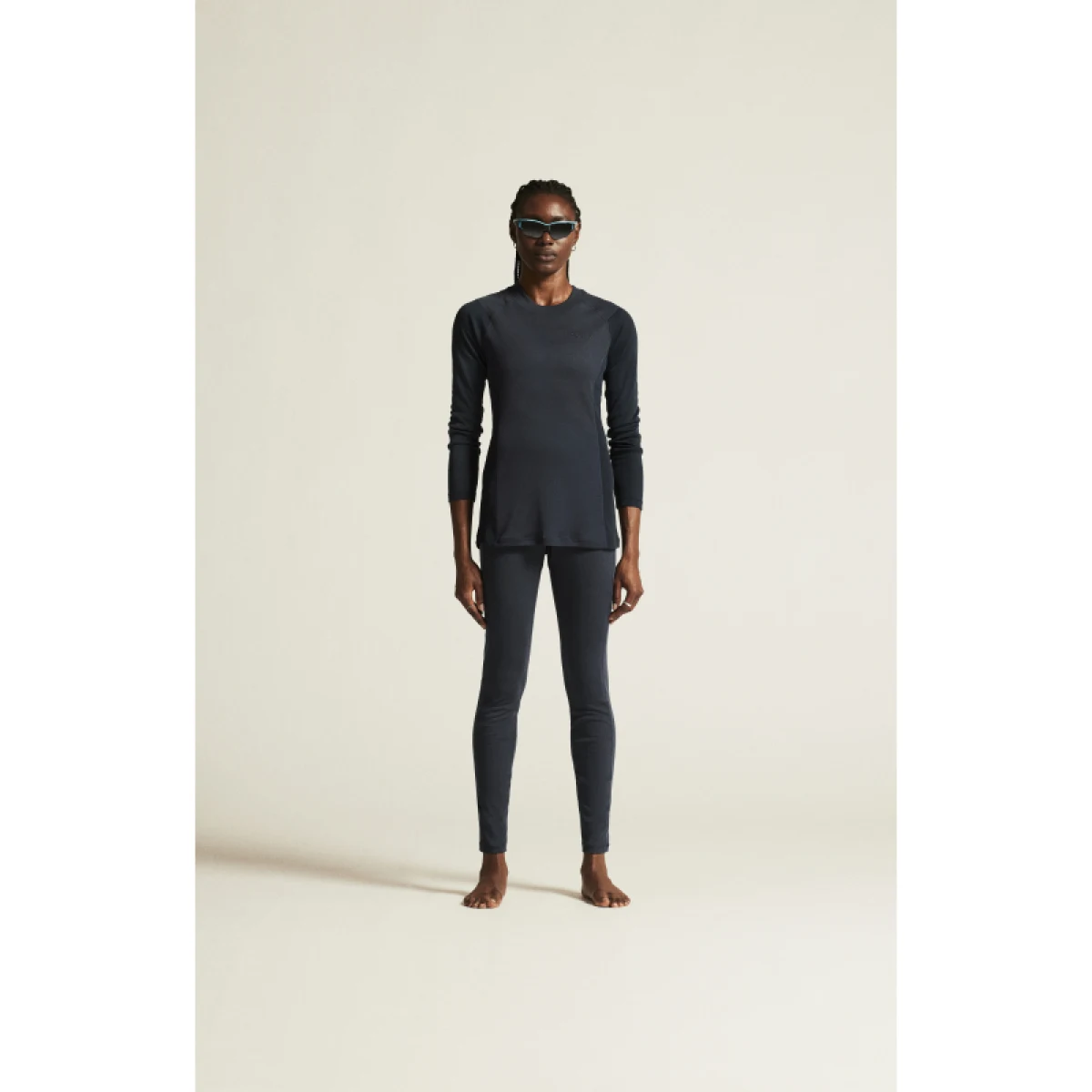 Dámske termoprádlo vrchný a spodný diel CRAFT CORE WARM BASELAYER SET W-375395-Blues DK Navy · záber 2