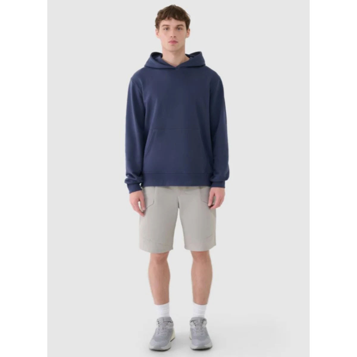 Pánske teplákové kraťasy 4F SHORTS CAS-WSS25TSHOM527-26S-WARM LIGHT GREY · záber 3