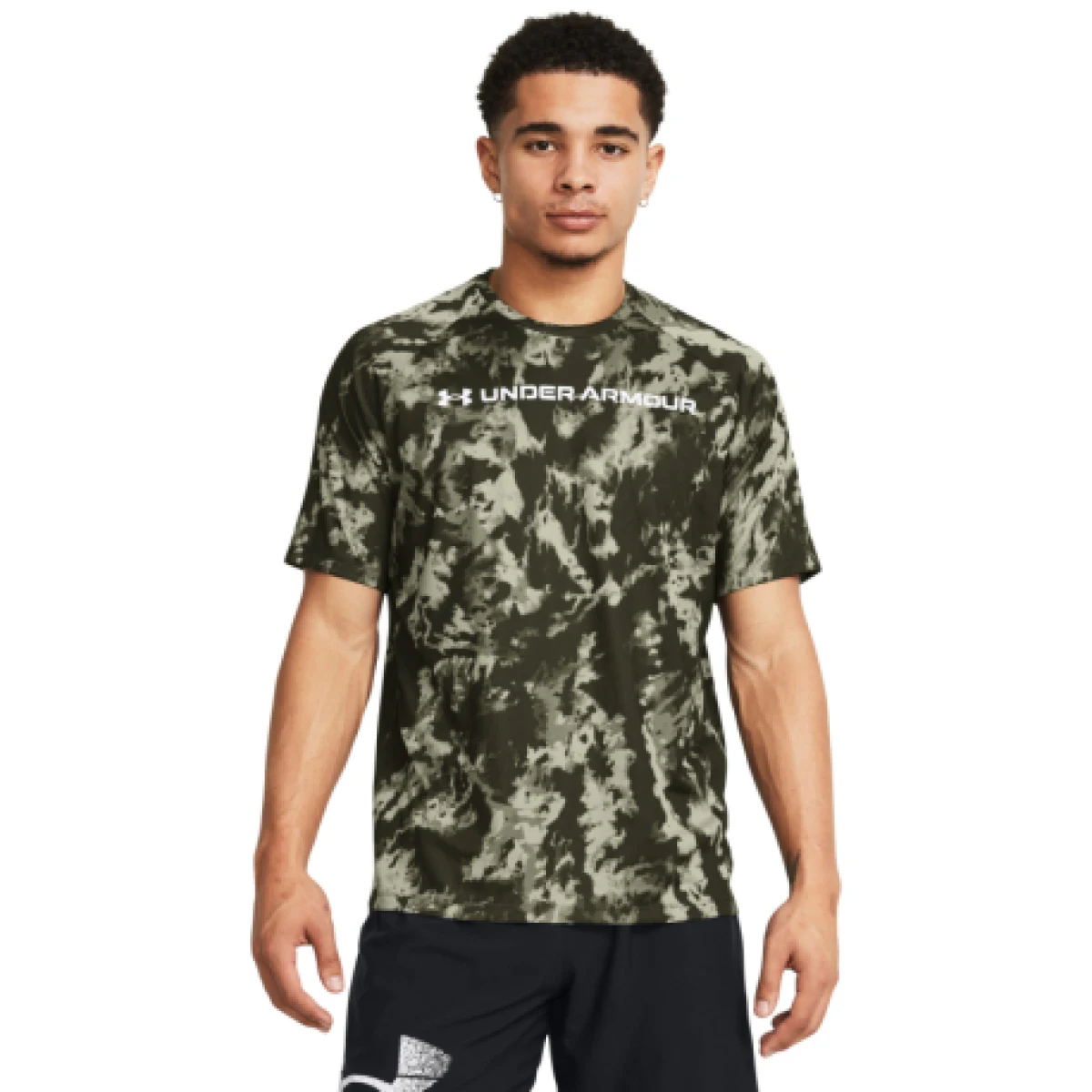 Pánske tréningové tričko s krátkym rukávom UNDER ARMOUR UA TECH ABC CAMO SS-GRN · záber 1
