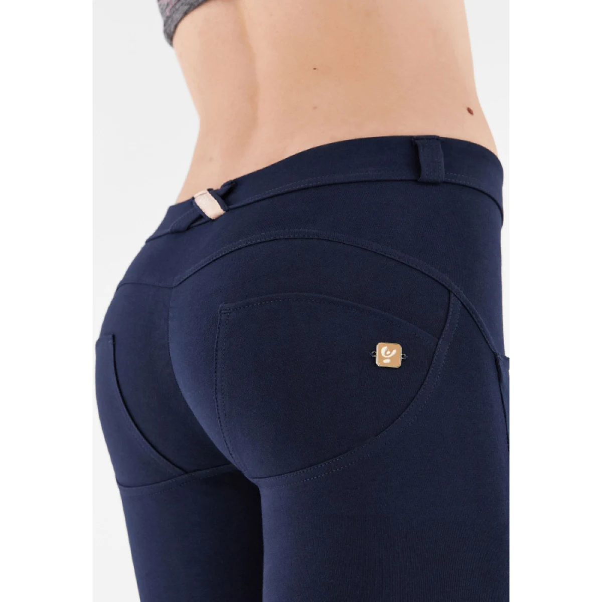 Dámske jeggings nohavice FREDDY WR.UP® skinny push up organic cotton trousers with regular waist-Blue · záber 4