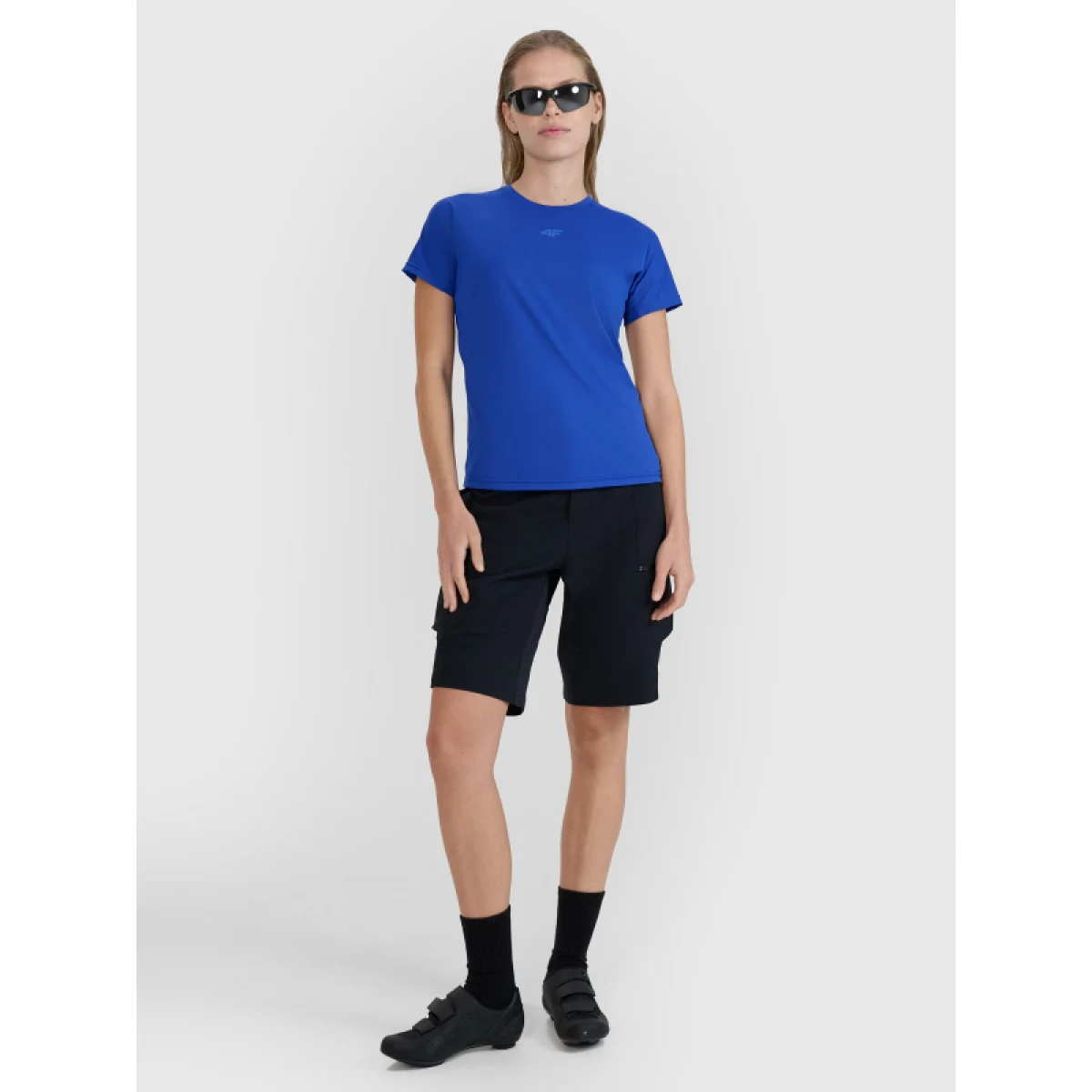 Dámske cyklistické nohavice 4F SHORTS FNK-WSS25TFSHF0890-20S-DEEP BLACK · záber 2