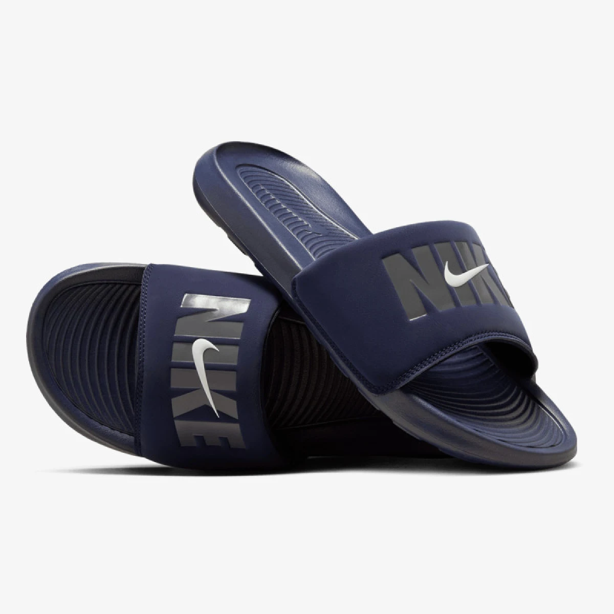 Pánske šlapky (plážová obuv) NIKE Victori One SE M obsidian dark grey summit white · záber 5