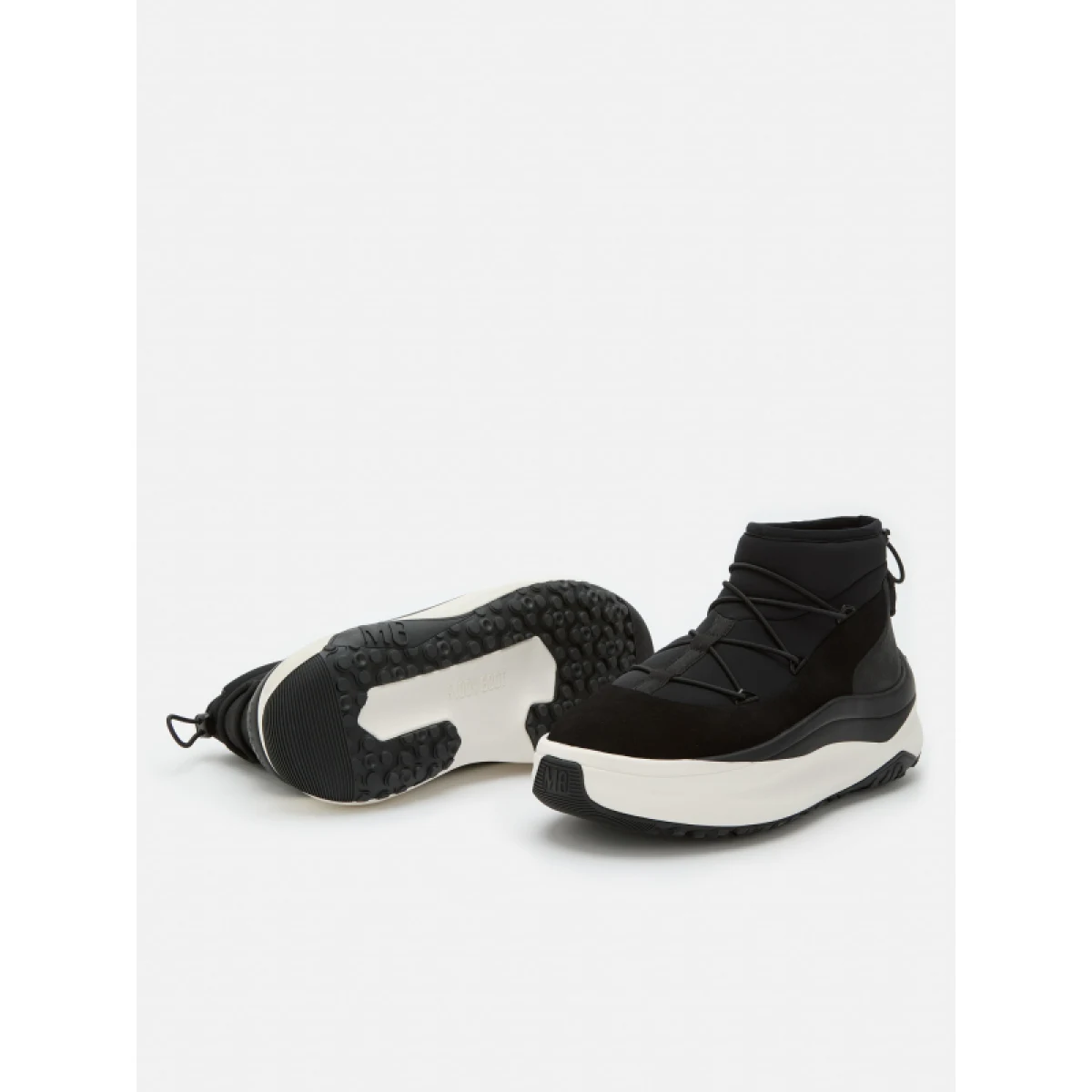 Pánske členkové zimné topánky MOON BOOT MB MOON247 SLIP ON N001 BLACK · záber 3