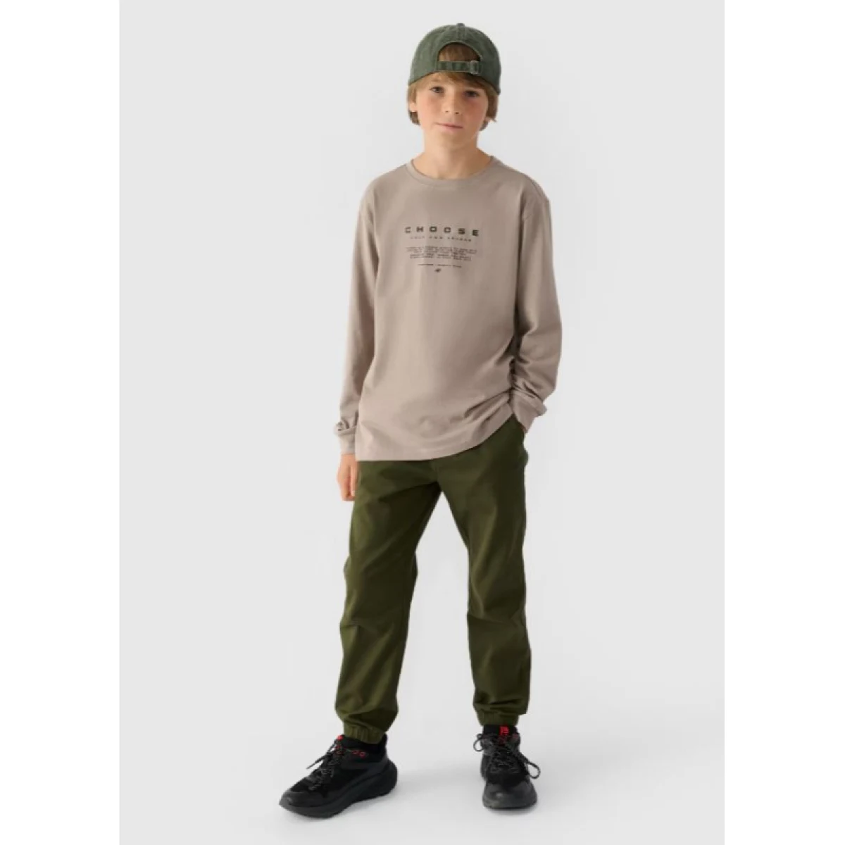 Chlapčenské tričko s dlhým rukávom 4F JUNIOR LONGSLEEVE-JWAW24TLONM294-26S-WARM LIGHT GREY · záber 4