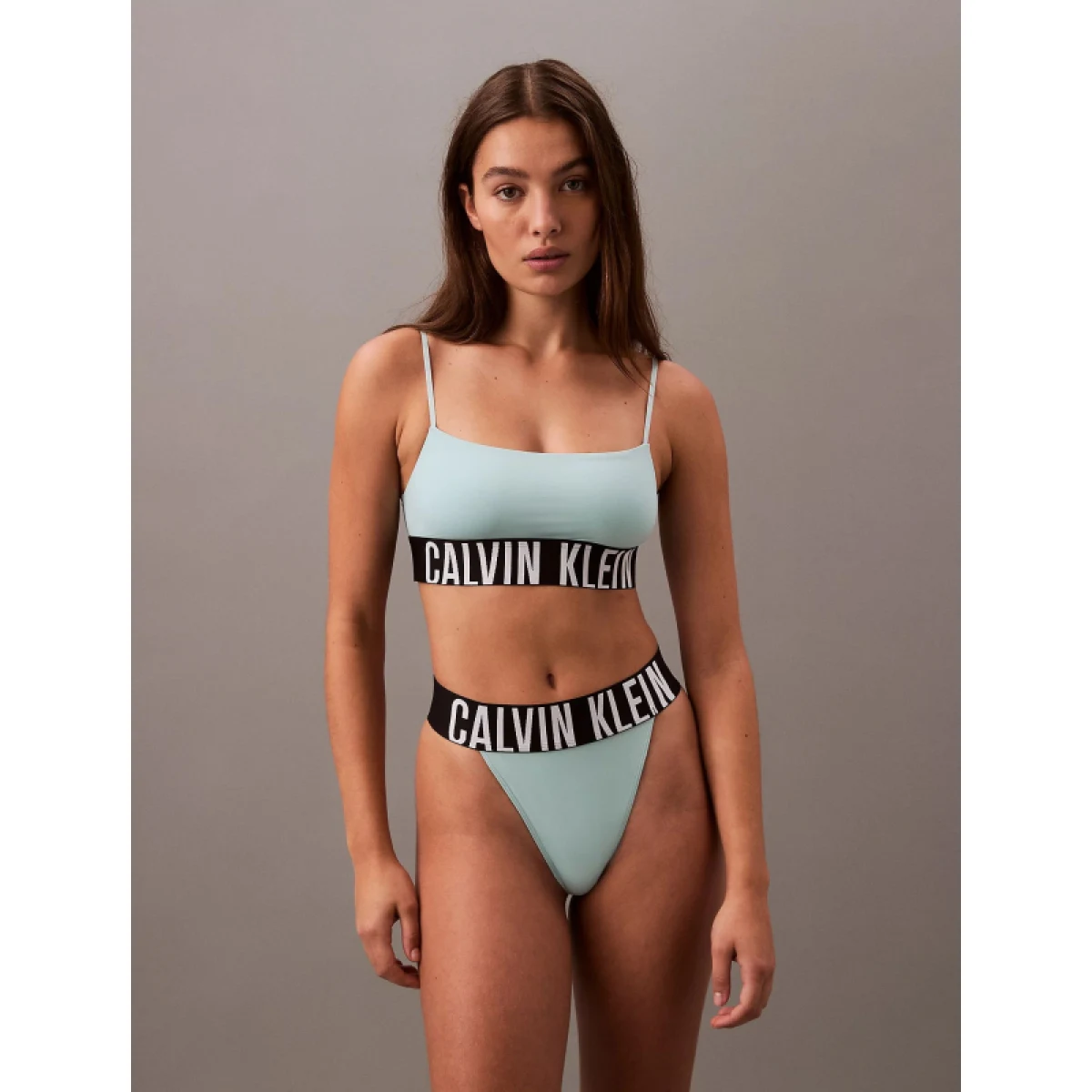 Dámske nohavičky CALVIN KLEIN HIGH LEG THONG-Ether · záber 3