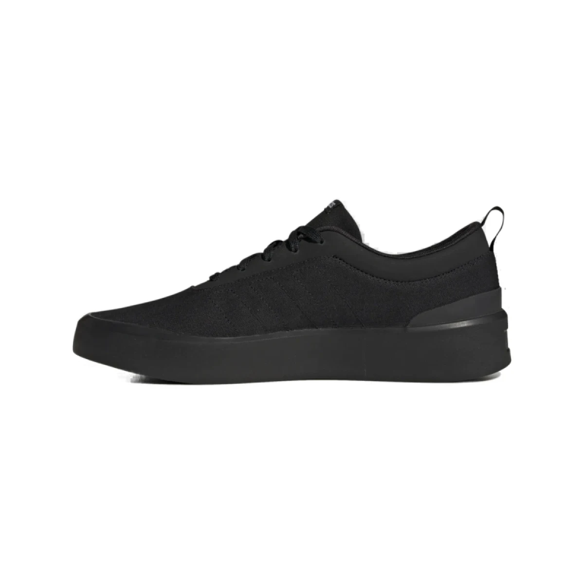 Pánska rekreačná obuv ADIDAS FutureVulc core black core black cloud white · záber 3