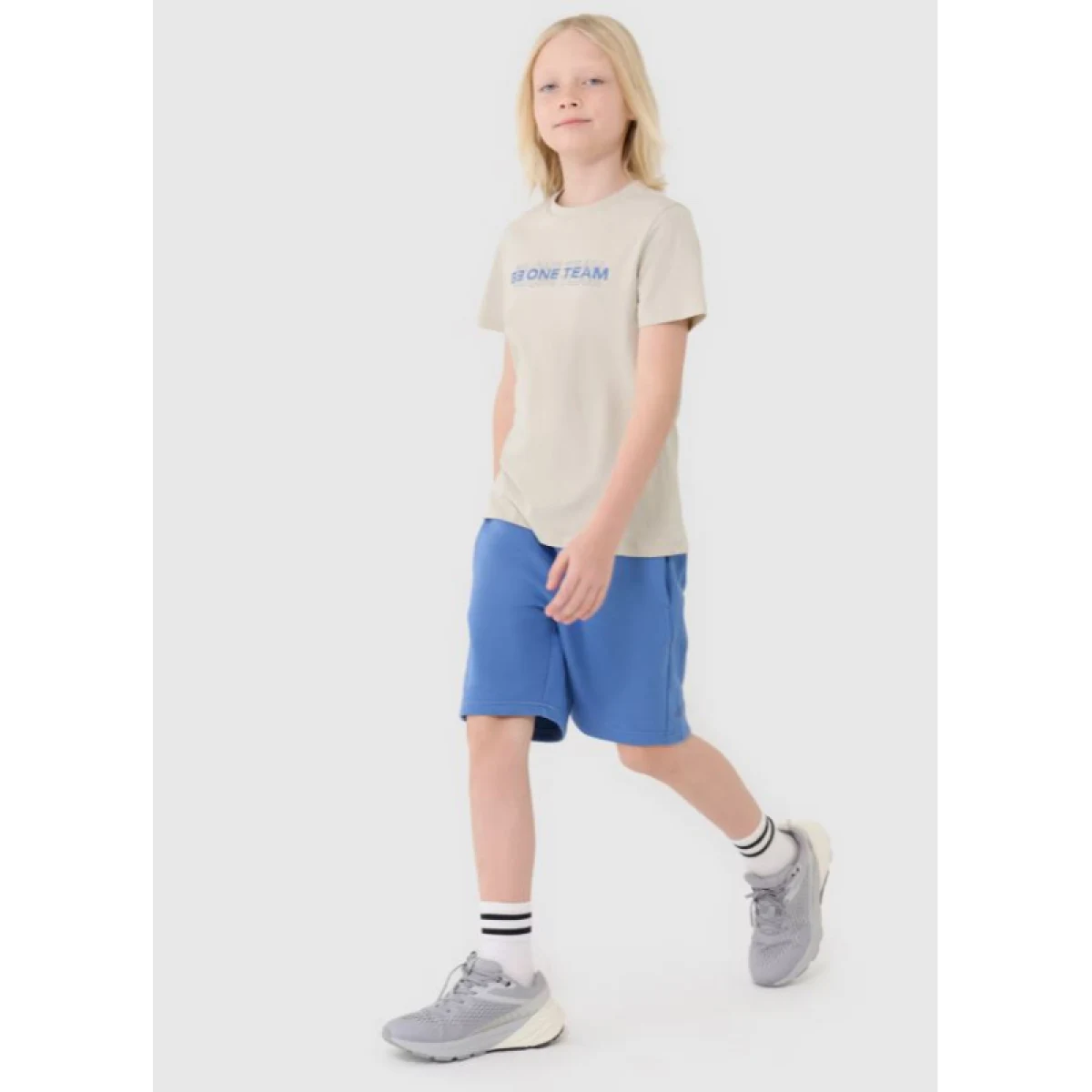 Chlapčenské teplákové kraťasy 4F JUNIOR SHORTS CAS M600-34S-LIGHT BLUE · záber 4