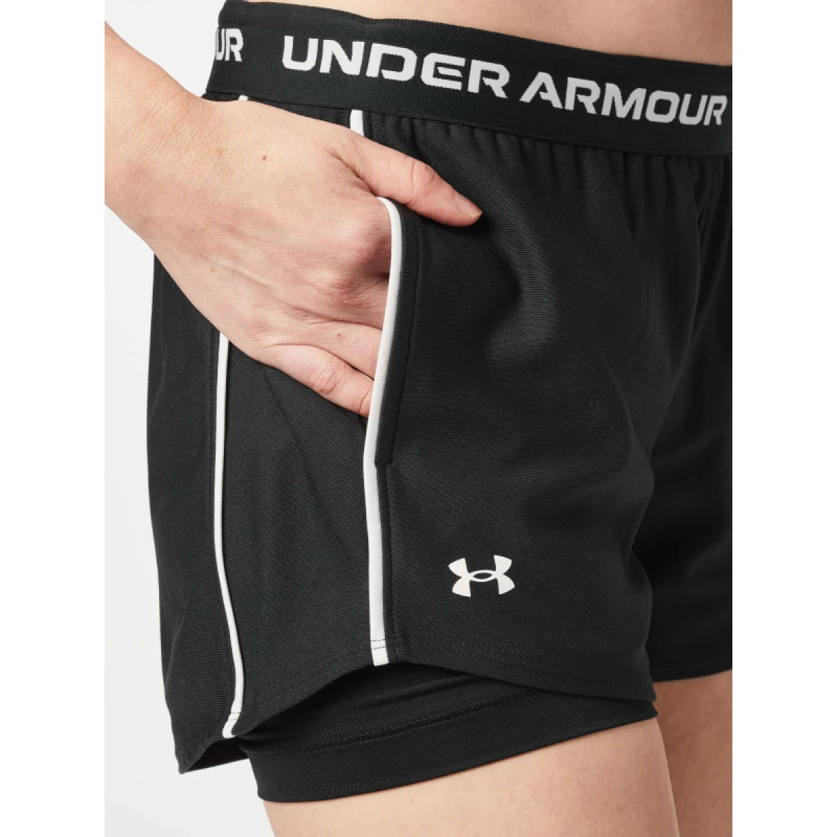 Dámske tréningové kraťasy UNDER ARMOUR Tech Play Up 2in1 Shorts-BLK · záber 3