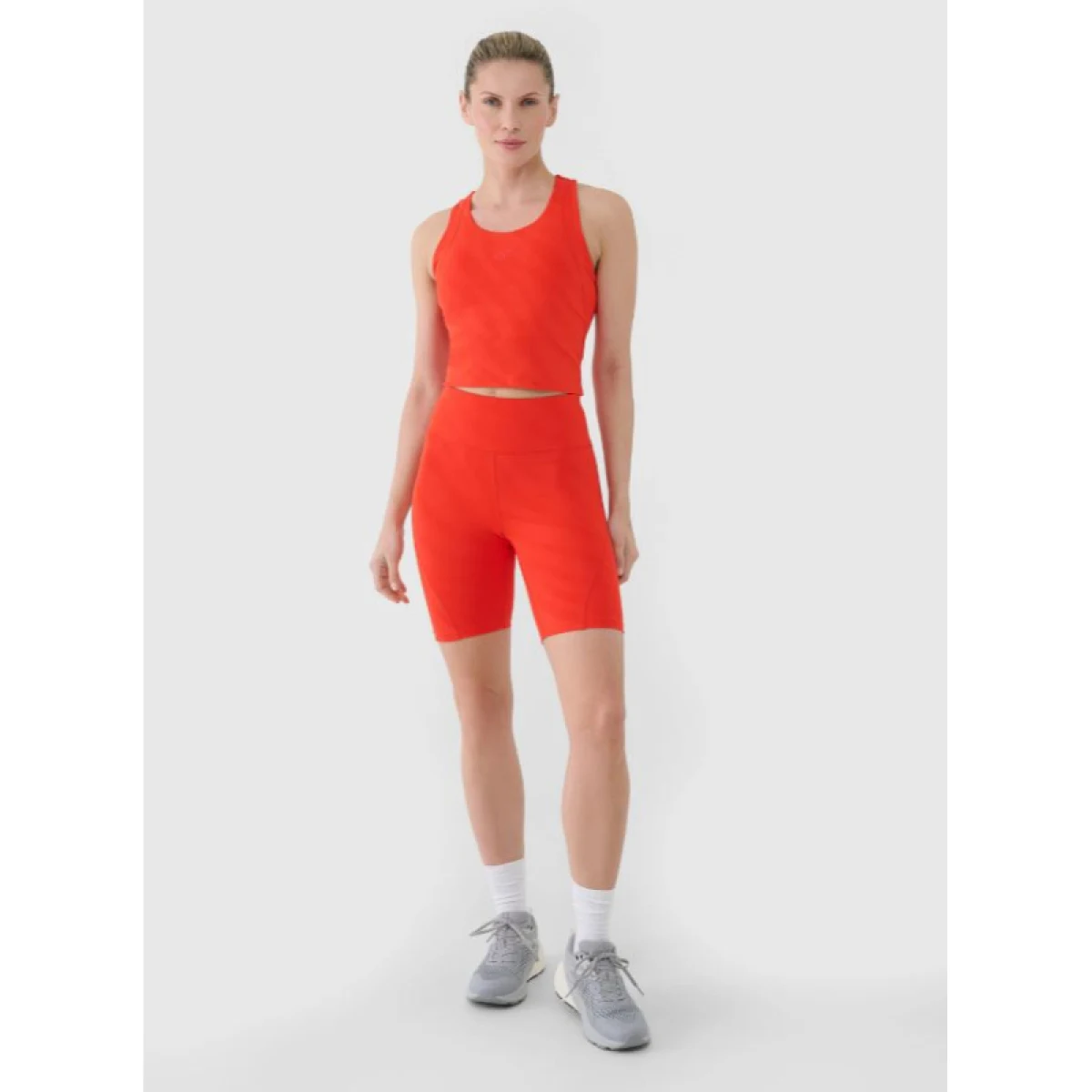Dámske tréningové tielko 4F SLEEVELESS FNK F413-62S-RED · záber 5