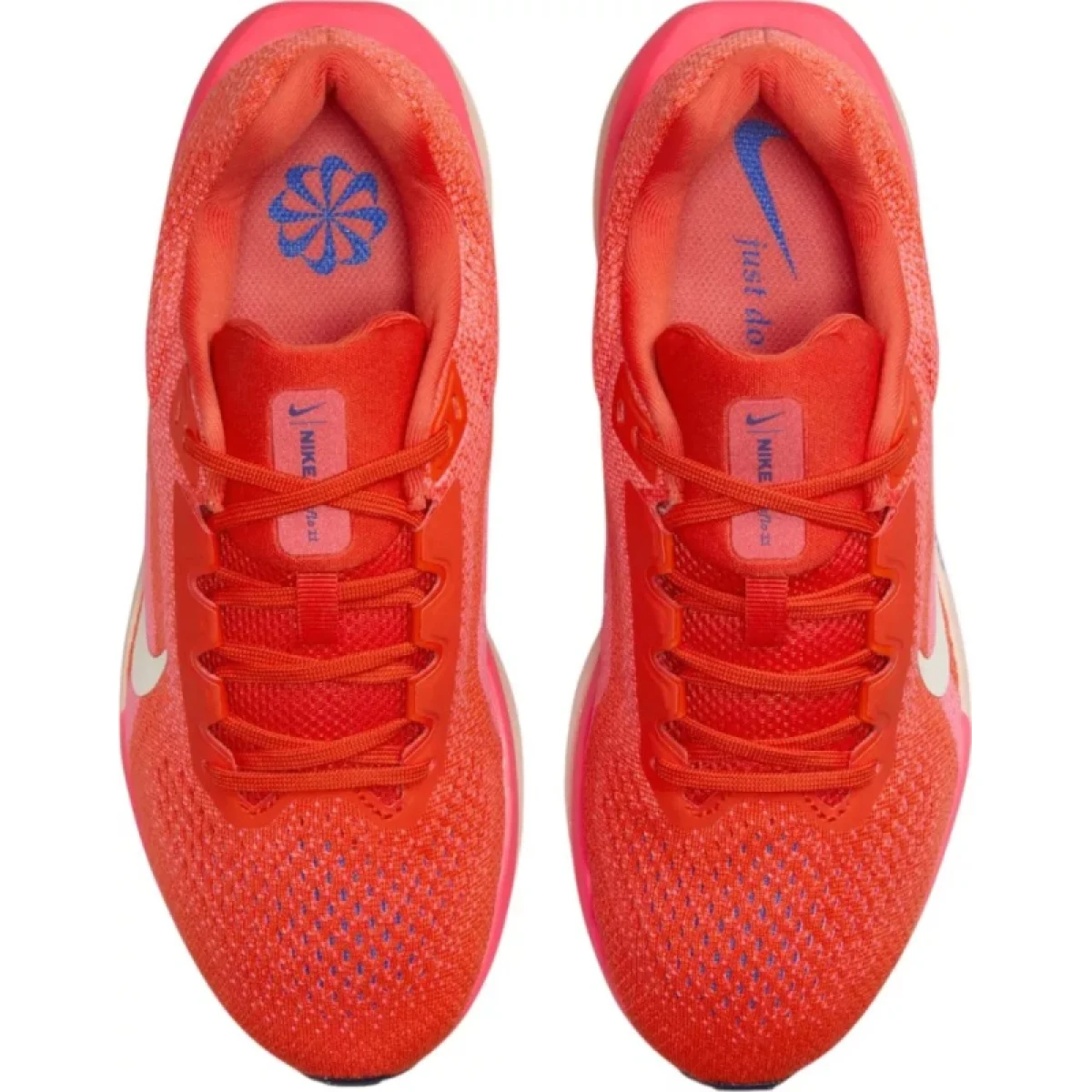 Dámska bežecká obuv NIKE Air Winflo 11 W picante red pale ivory huper pink · záber 3