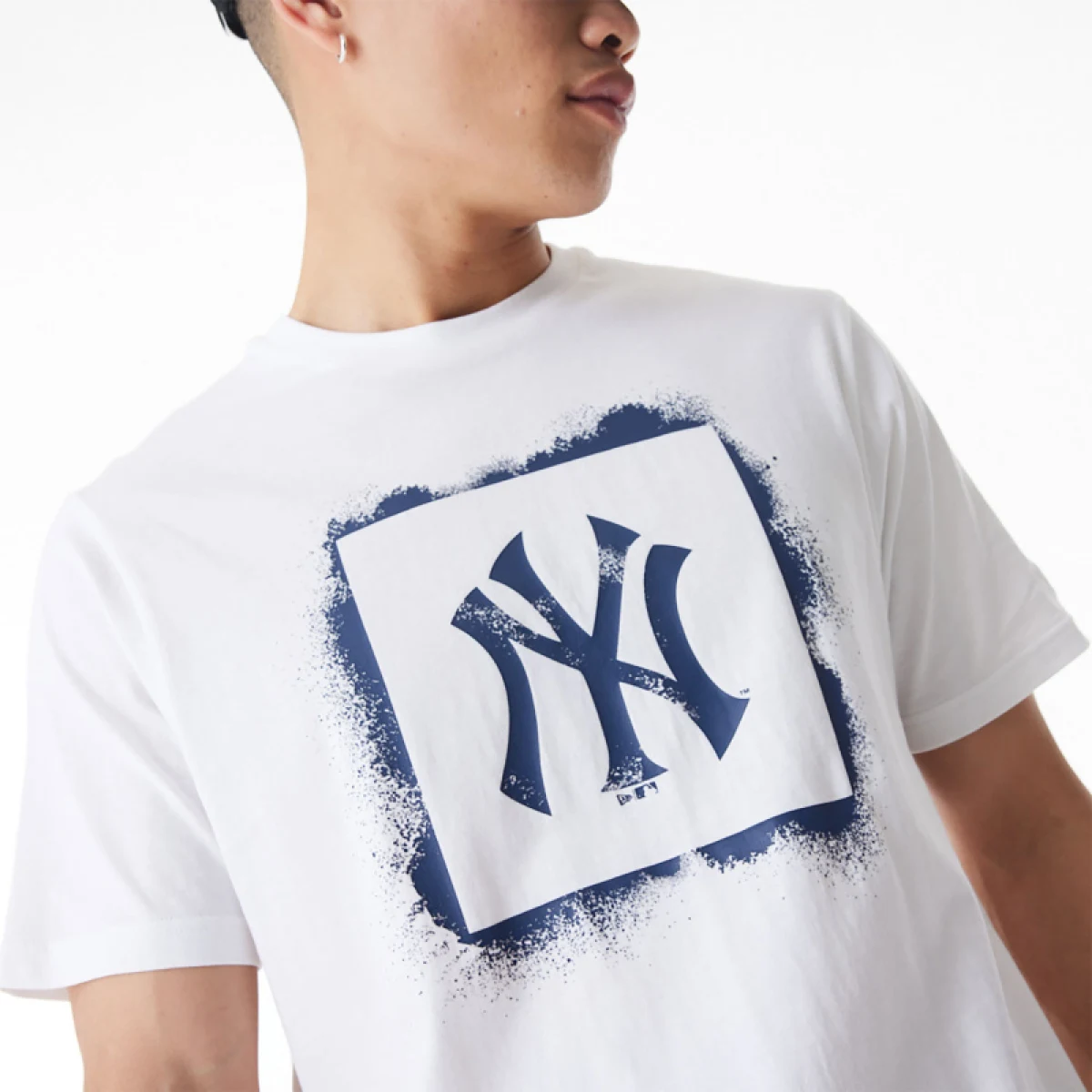 Tričko s krátkym rukávom NEW ERA MLB Spray stamp graphic tee NEYYAN · záber 4