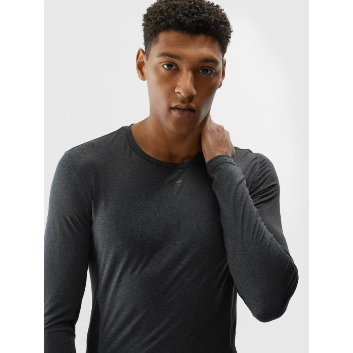 Pánske tréningové tričko s dlhým rukávom 4F LONGSLEEVE FNK-WAW24TFLOM273-22M-ANTHRACITE MELANGE · záber 5