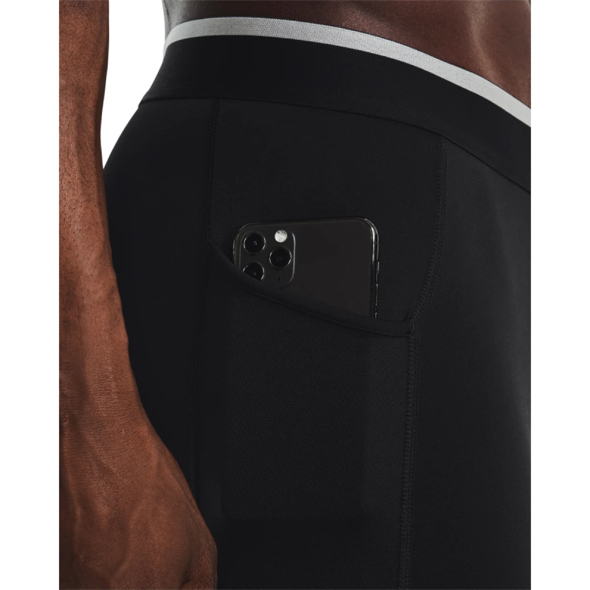 Pánske kompresné legíny UNDER ARMOUR UA ColdGear Armour Novelty Legging-BLK-1373833-001 · záber 5
