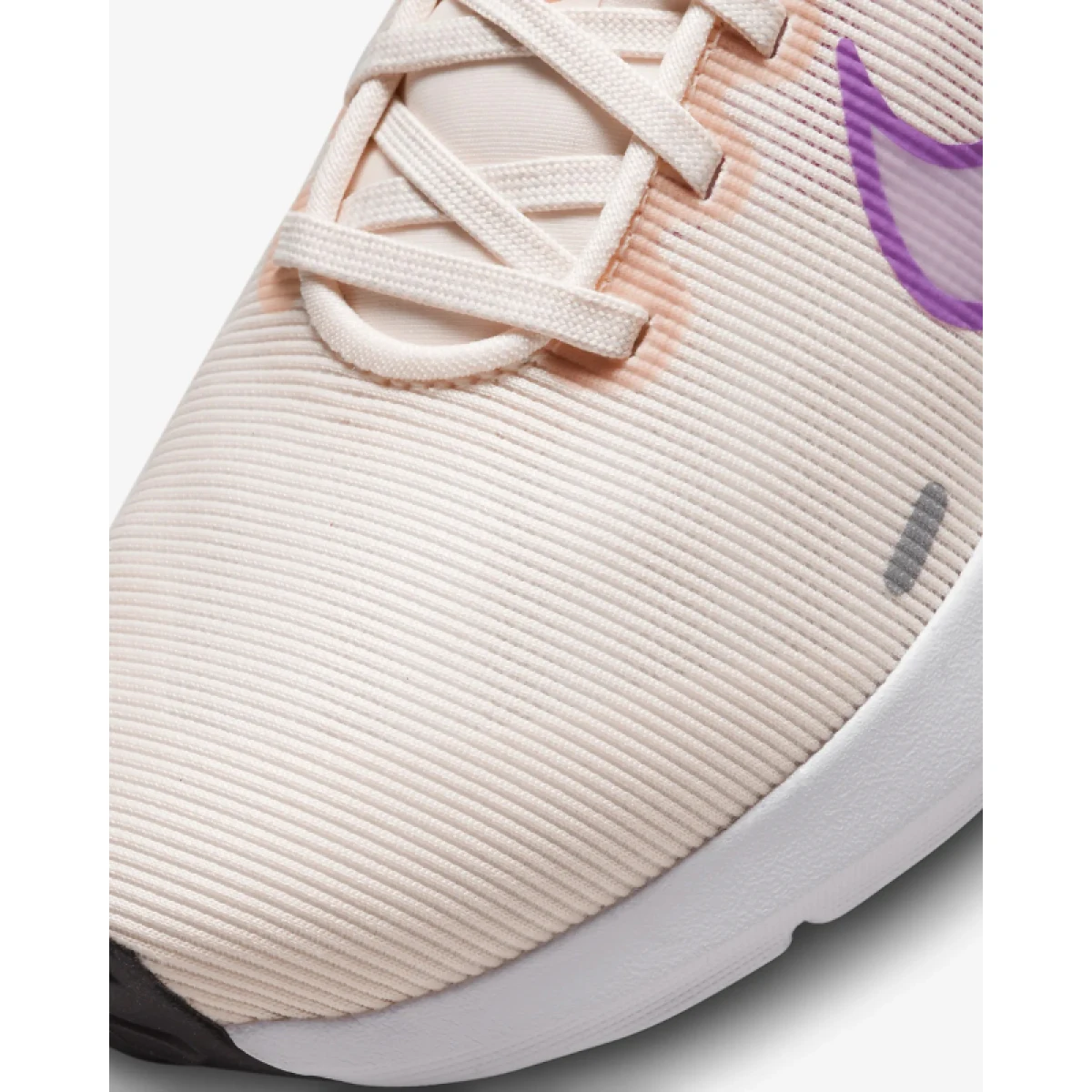 Dámska športová obuv (tréningová) NIKE Downshifter 12 guava ice rush fuchsia pure platinum · záber 5